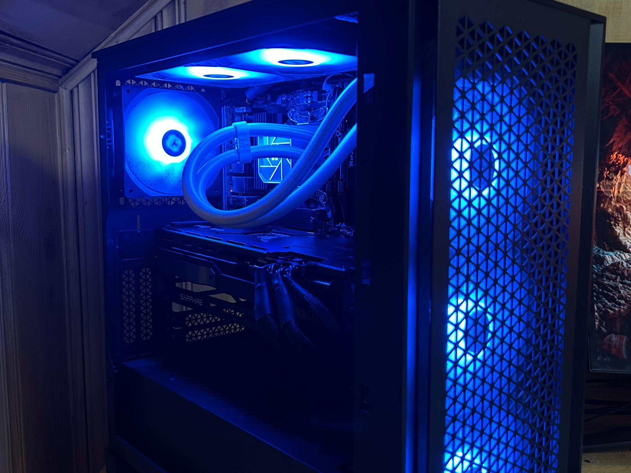 RX 7900 XT Gaming PC - Ryzen 7 5700X3D, 1TB NVMe SSD, 16GB DDR4 3600MHZ CL16