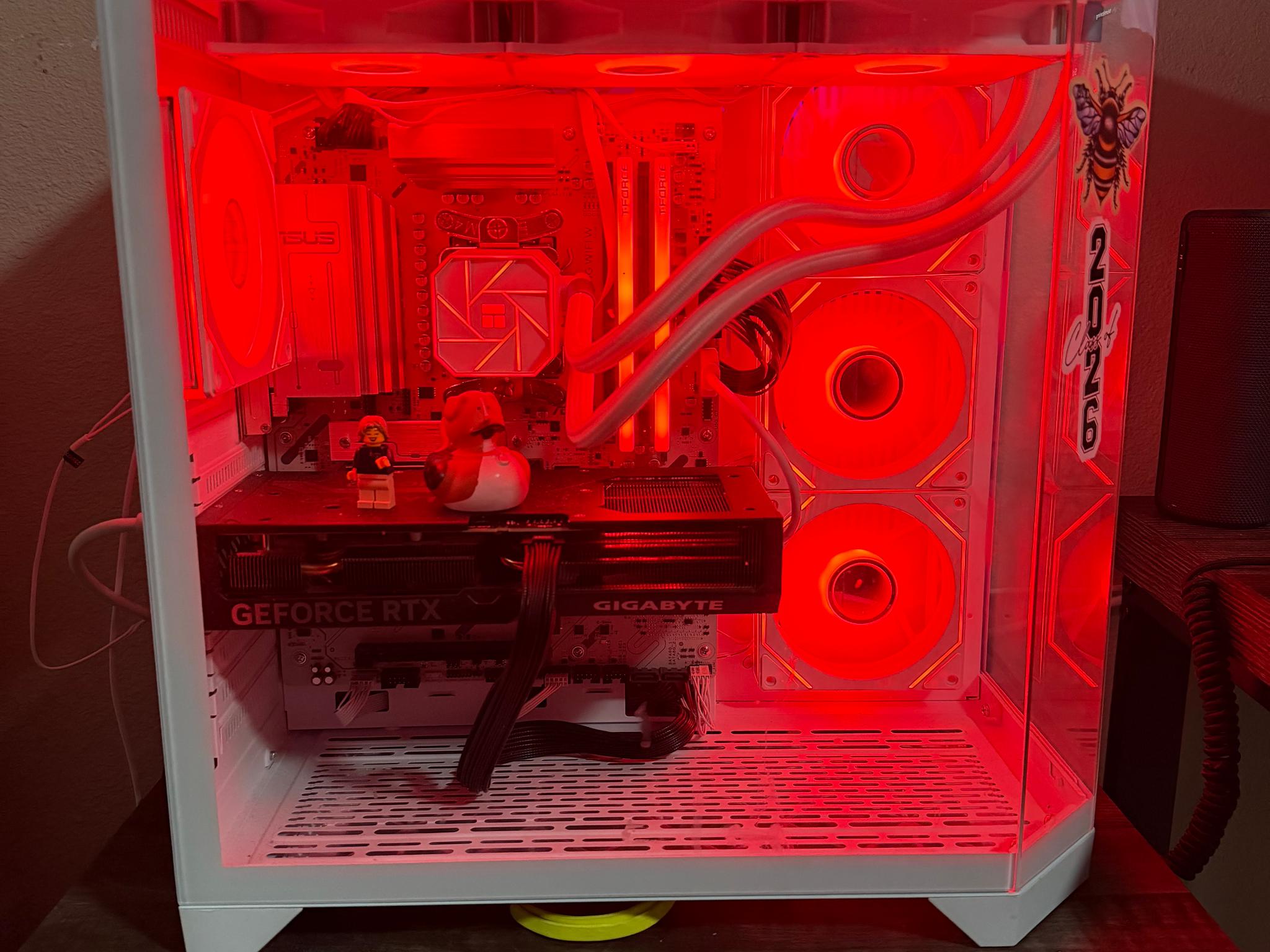 Great Deal! RTX 4070 SUPER, Ryzen 7600x, 16GB DDR5, 1TB SSD, 650w PSU, RGB!