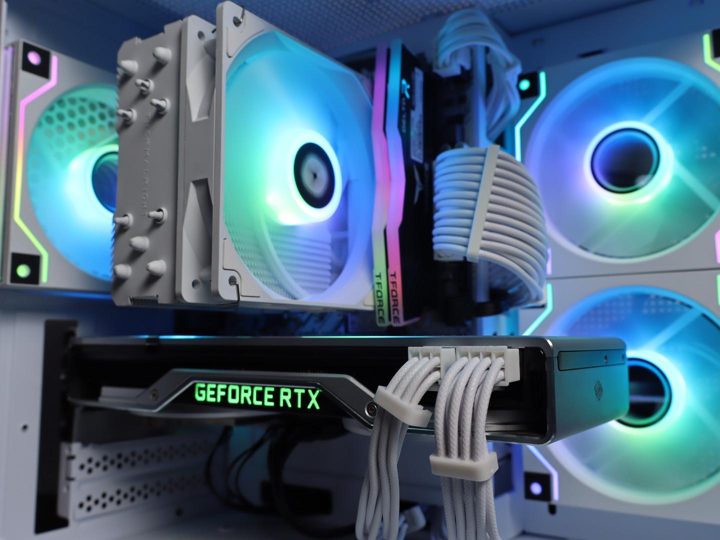 ⚡️ White RTX 2070 Super Gaming PC | 16GB RAM | Ready to Play ⚡️
