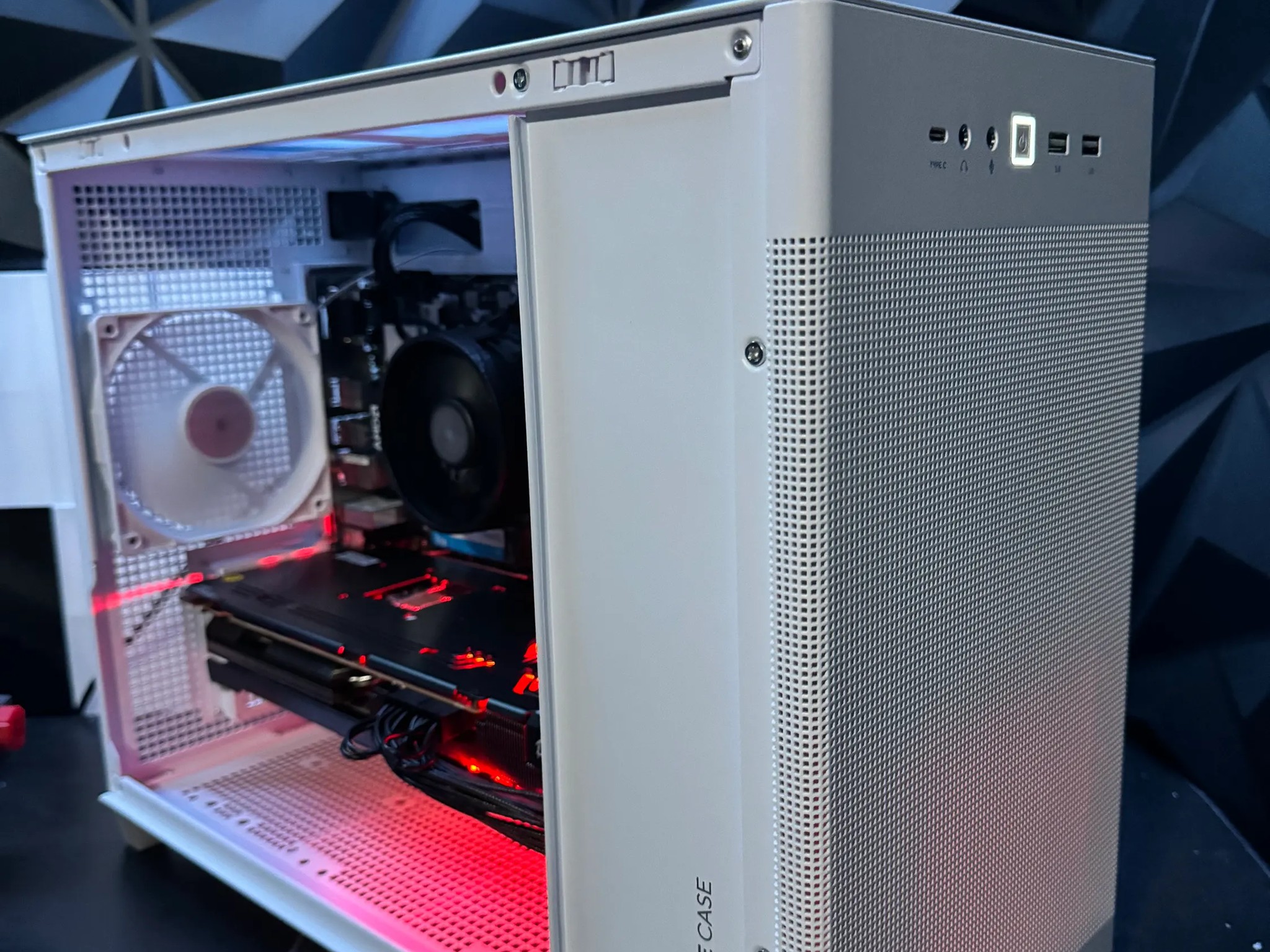 🎮Tusker Prime 8567 🕹️RYZEN 5 8500G 👾6700XT 🖱 1TB PCIe 4.0 🖱32 GB DDR5