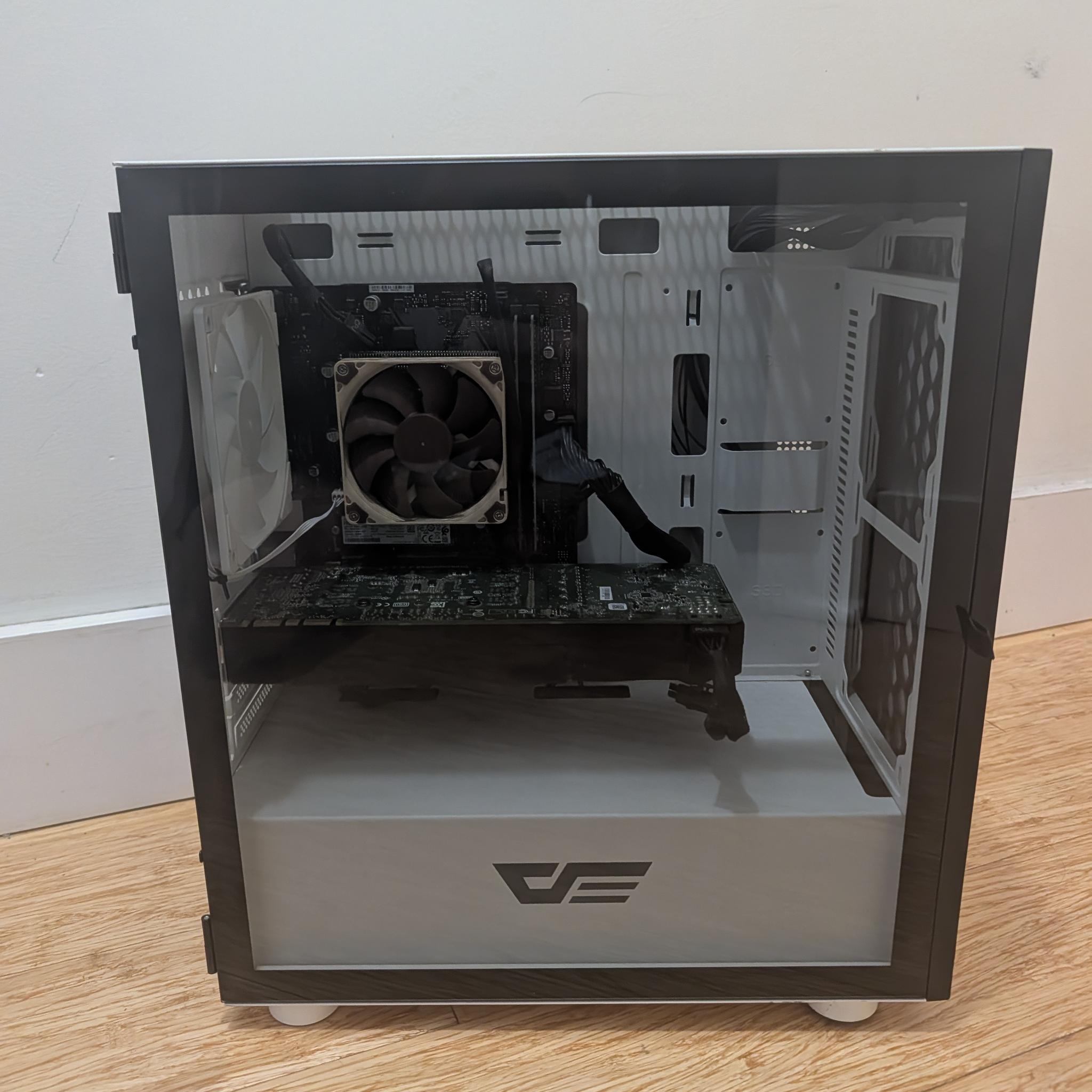 Custom White Gaming PC Build | I7 8700 | GTX 1070 | 16GB | 256GB |