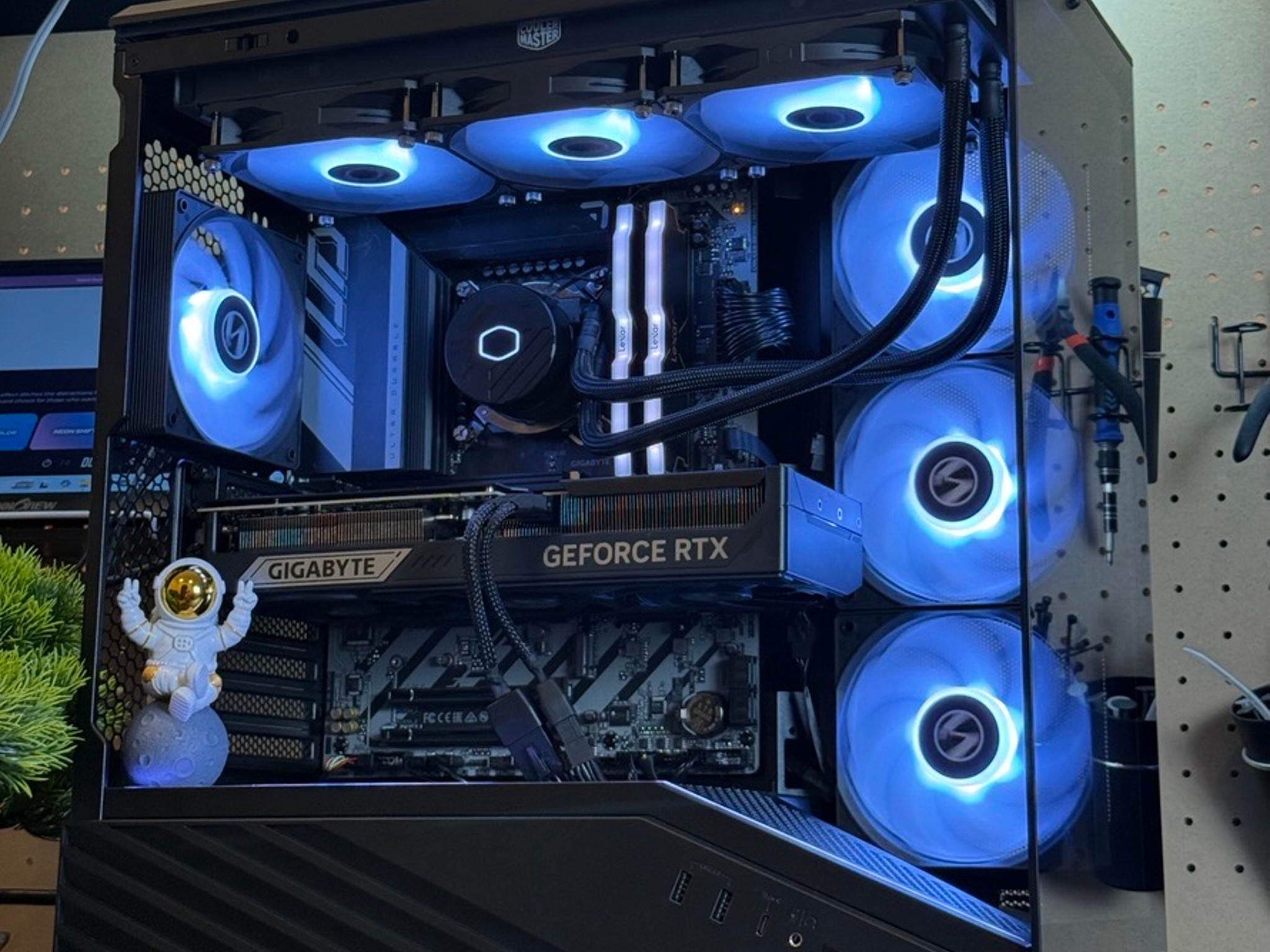 4K Gaming PC | RTX 5070 Ti | Intel Ultra 7 265KF | 32GB DDR5 RAM | 2TB | Windows 11