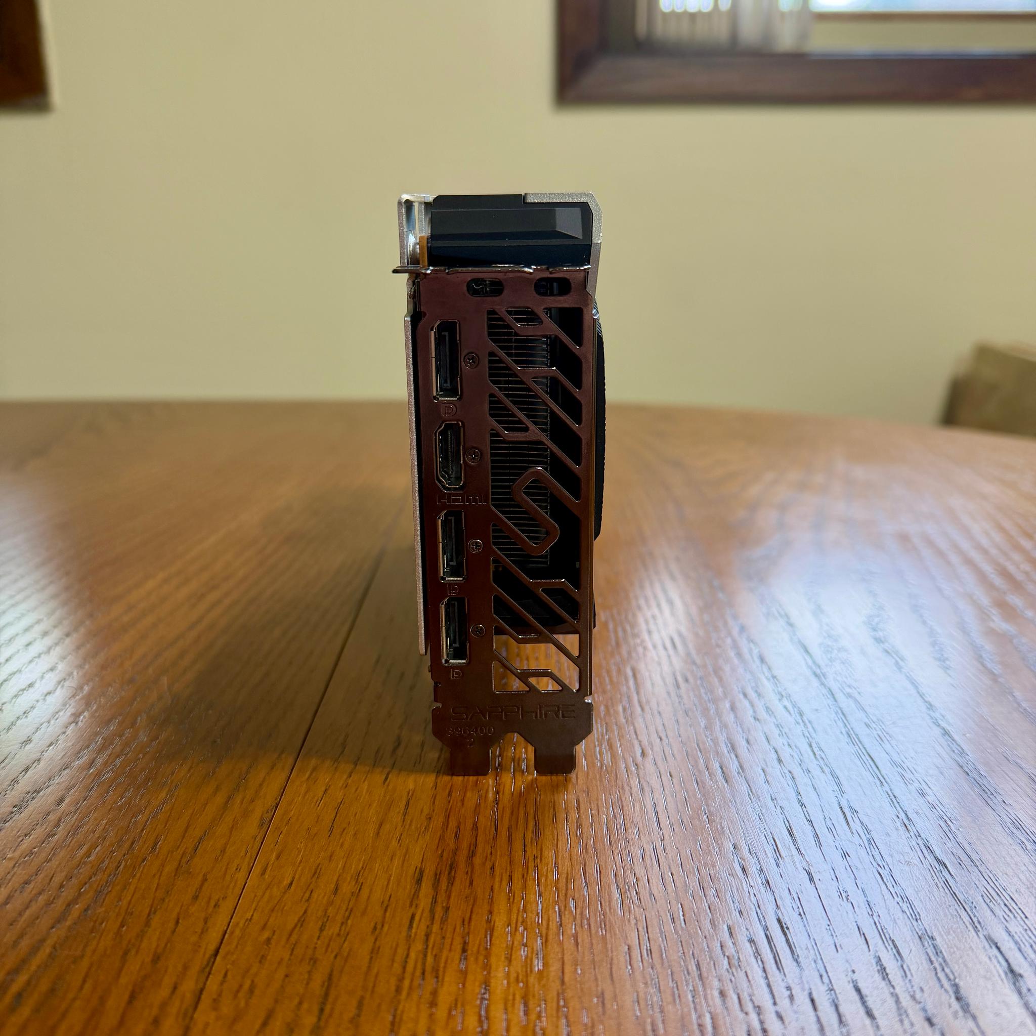 SAPPHIRE NITRO+ Radeon RX 6600 XT