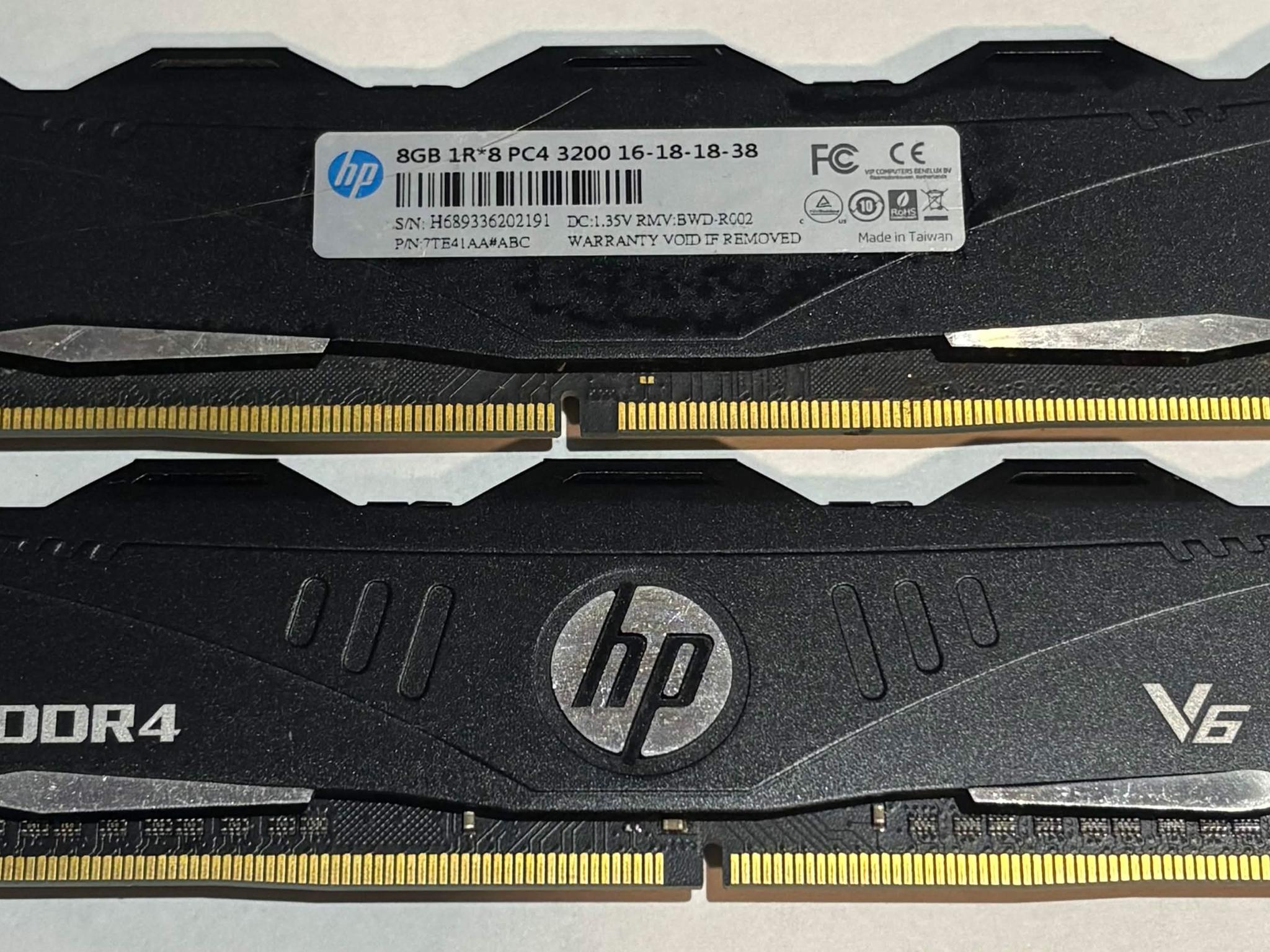 HP V6 16GB (2x8GB) DDR4 Gaming Memory Kit | Black Heatsinks | Tested Working