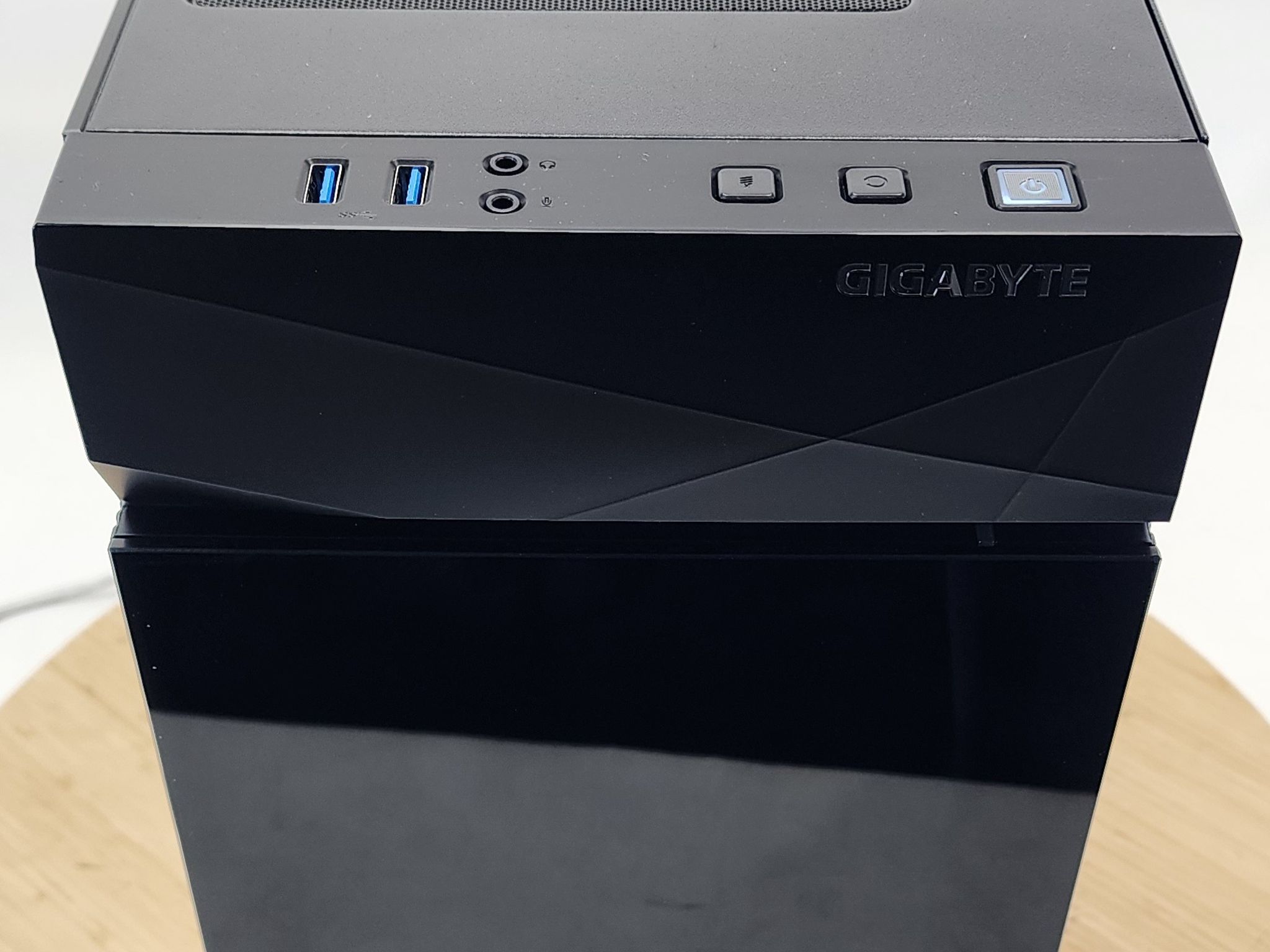 Gaming PC i5-12600KF 32GB RAM 1TB SSD RTX 3060 8GB Windows 11 Computer