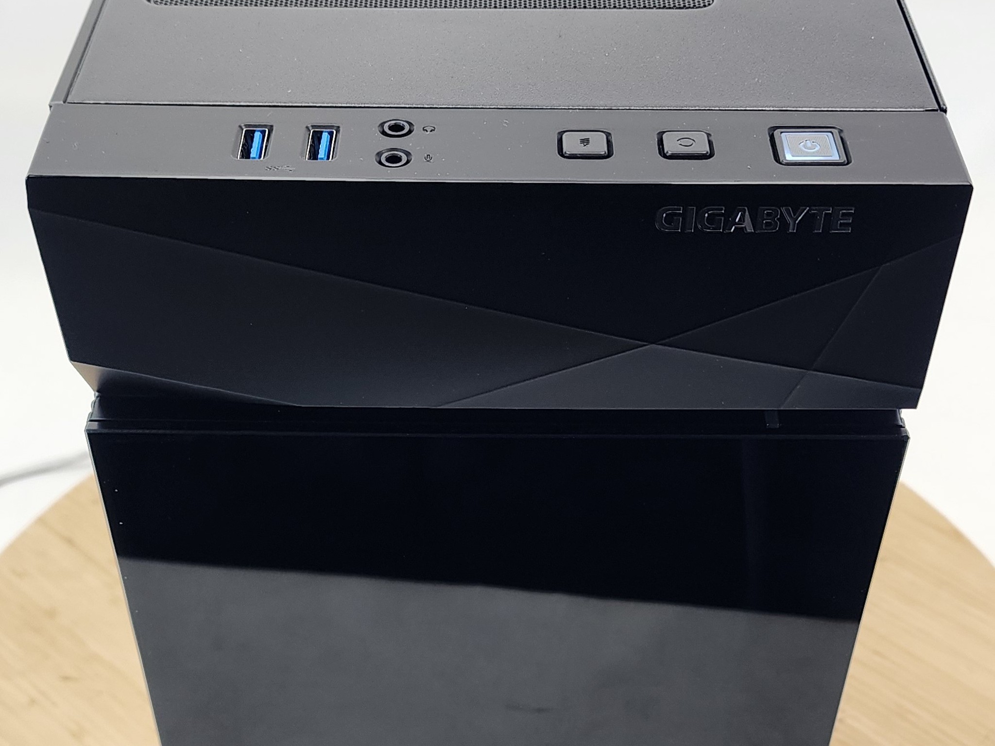 Gaming PC i5-12600KF 32GB RAM 1TB SSD RTX 3060 8GB Windows 11 Computer