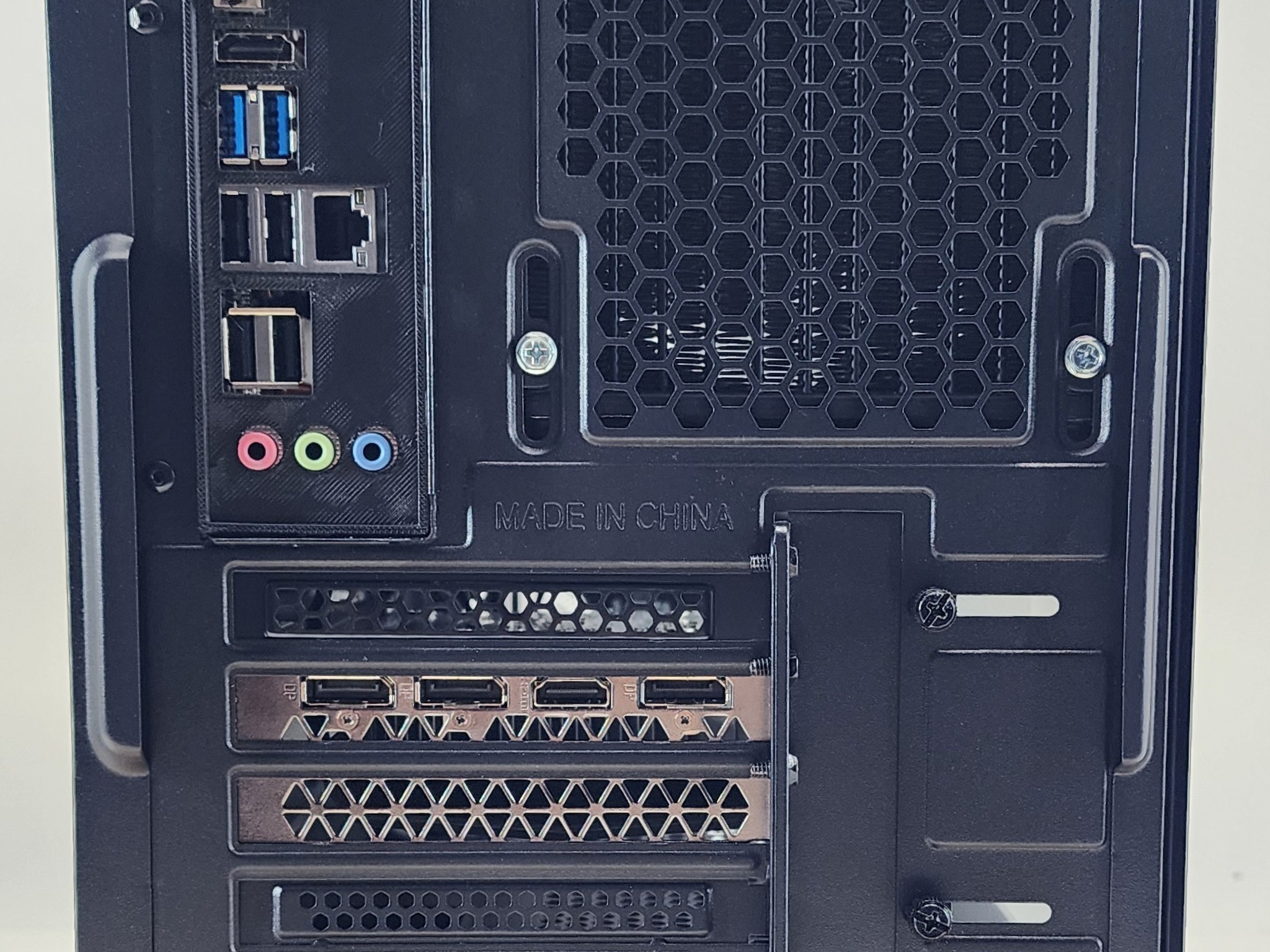 Gaming PC i7-7700 16GB RAM 512GB SSD RTX 3050 6GB Windows 11 Computer