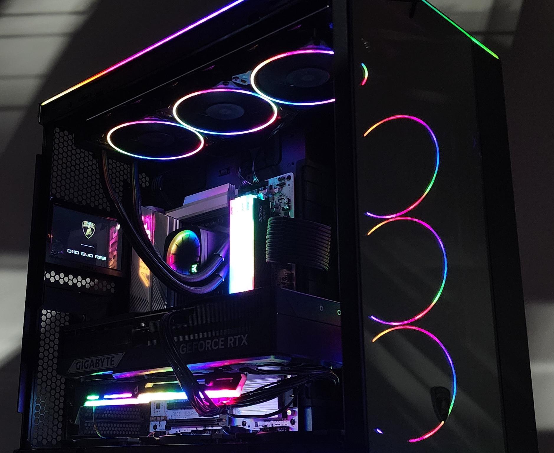 Gaming PC Ryzen 7 9800X3D 64GB RAM 4TB SSD RTX 5090 32GB Windows 11 Computer