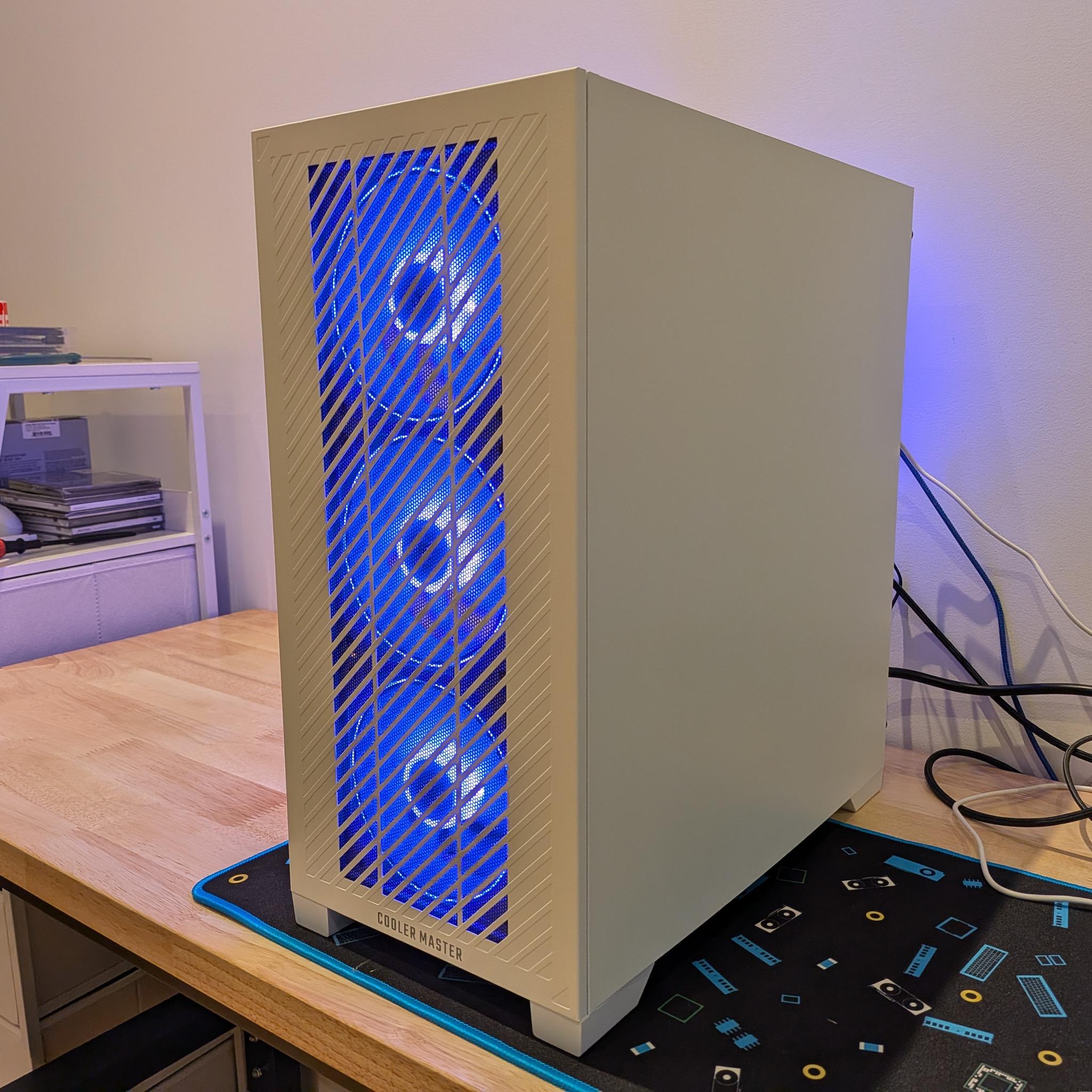 1440p Violet Cloud - RX 9060 XT 16GB, Ryzen 5 5600X, 32 GB DDR4 RAM, 1 TB Gen 4 NVME, RGB