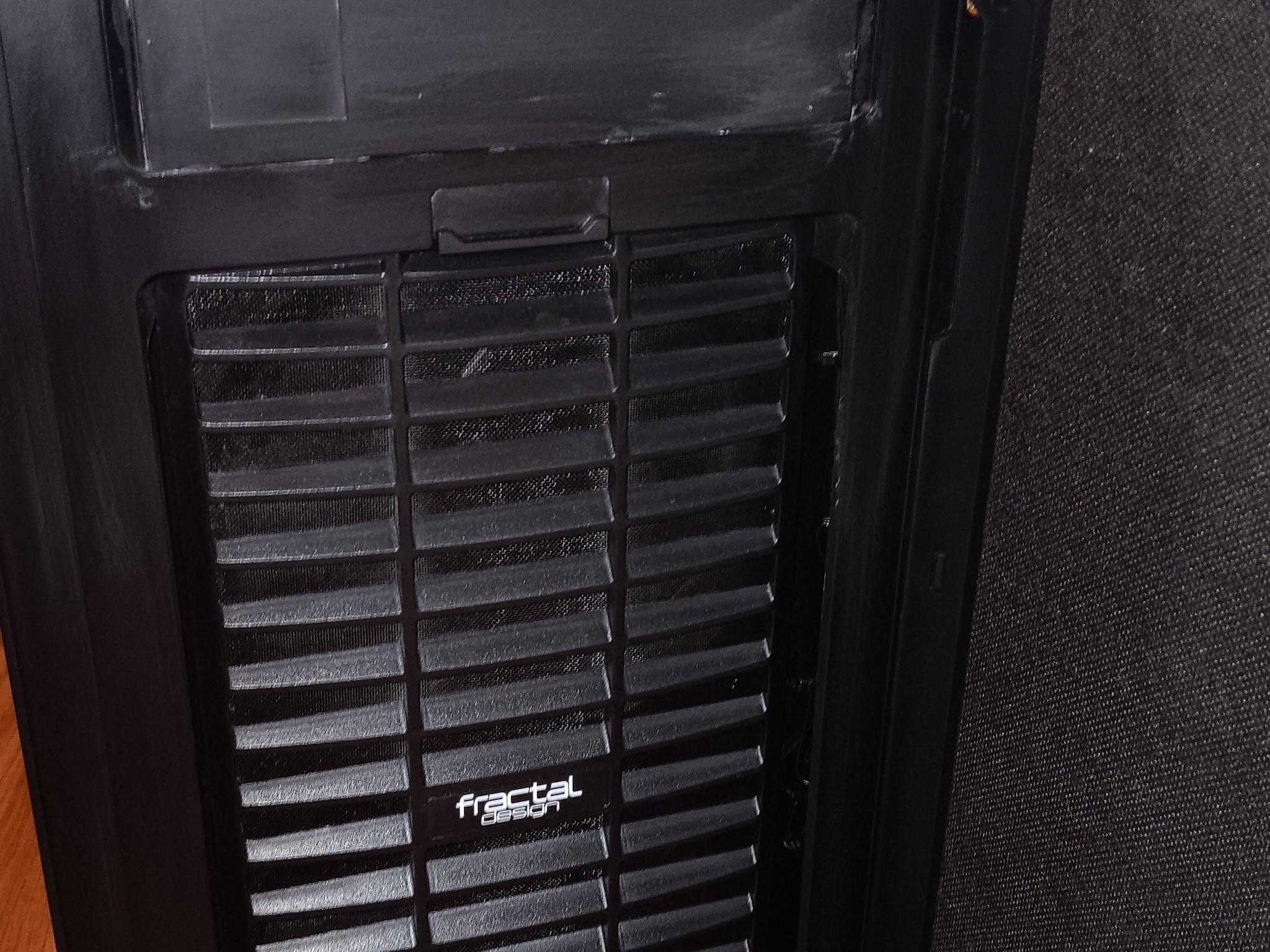 Fractal Design Define R5, ATX Asus X99-A II, i7-6950X 10C/20T 3.00GHz, 64GB DDR4, 2- Titan Xs, 3.5TB