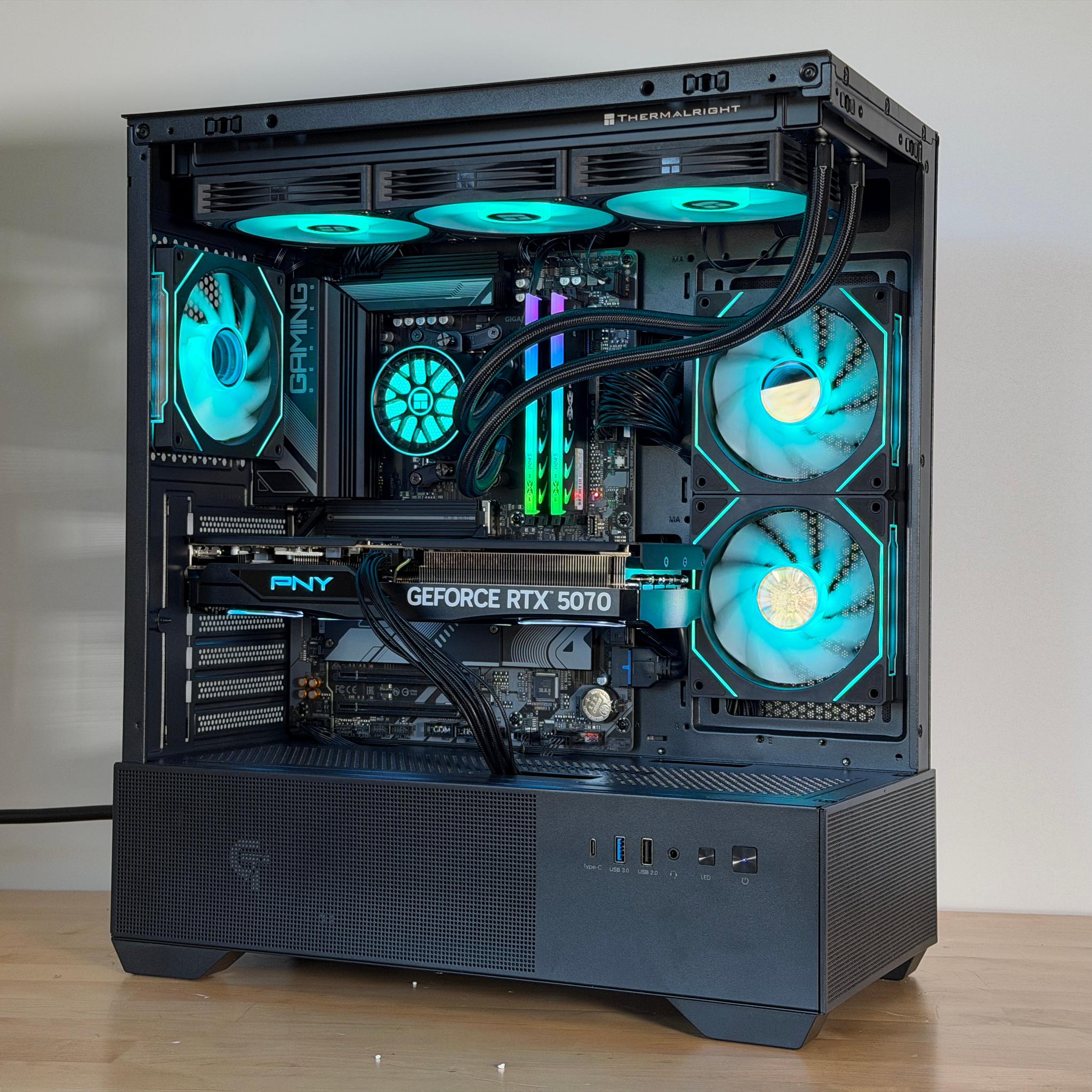 RTX 5070 Ryzen 5 7600x Gaming PC