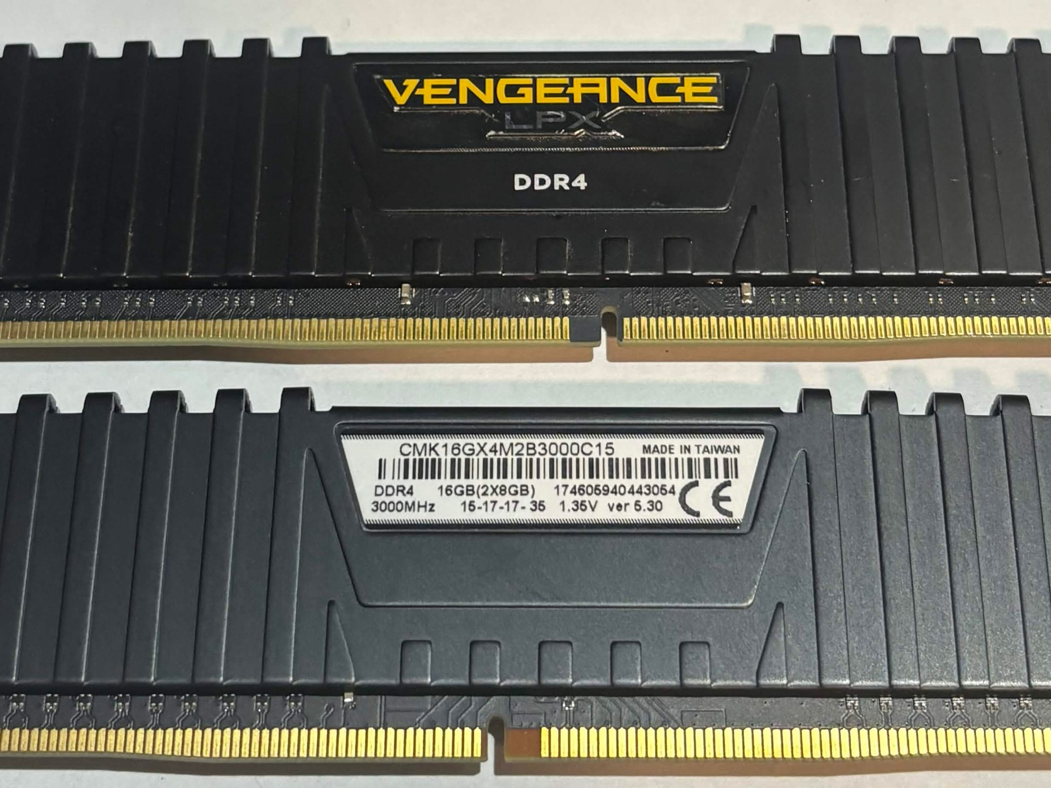 Corsair Vengeance LPX 16GB (2x8GB) DDR4 3000MHz CL15 Memory Kit | Tested Working