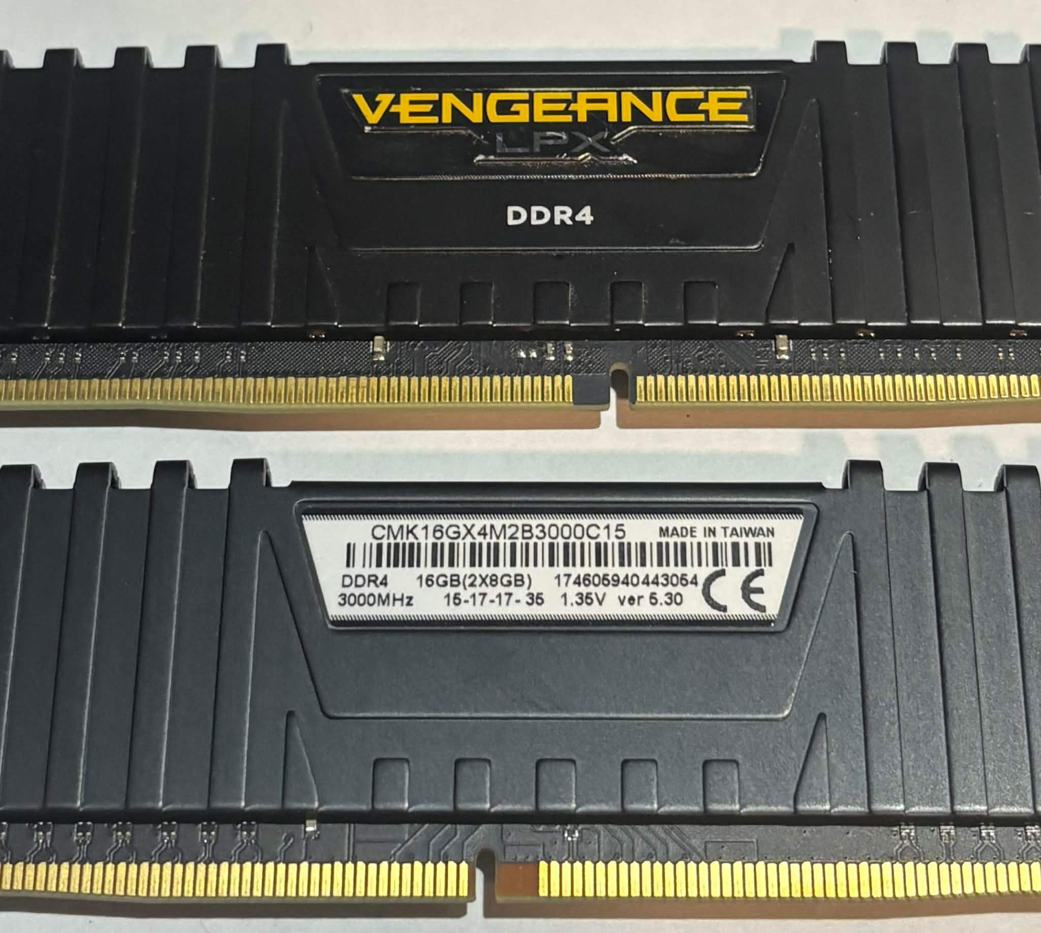 Corsair Vengeance LPX 16GB (2x8GB) DDR4 3000MHz CL15 Memory Kit | Tested Working