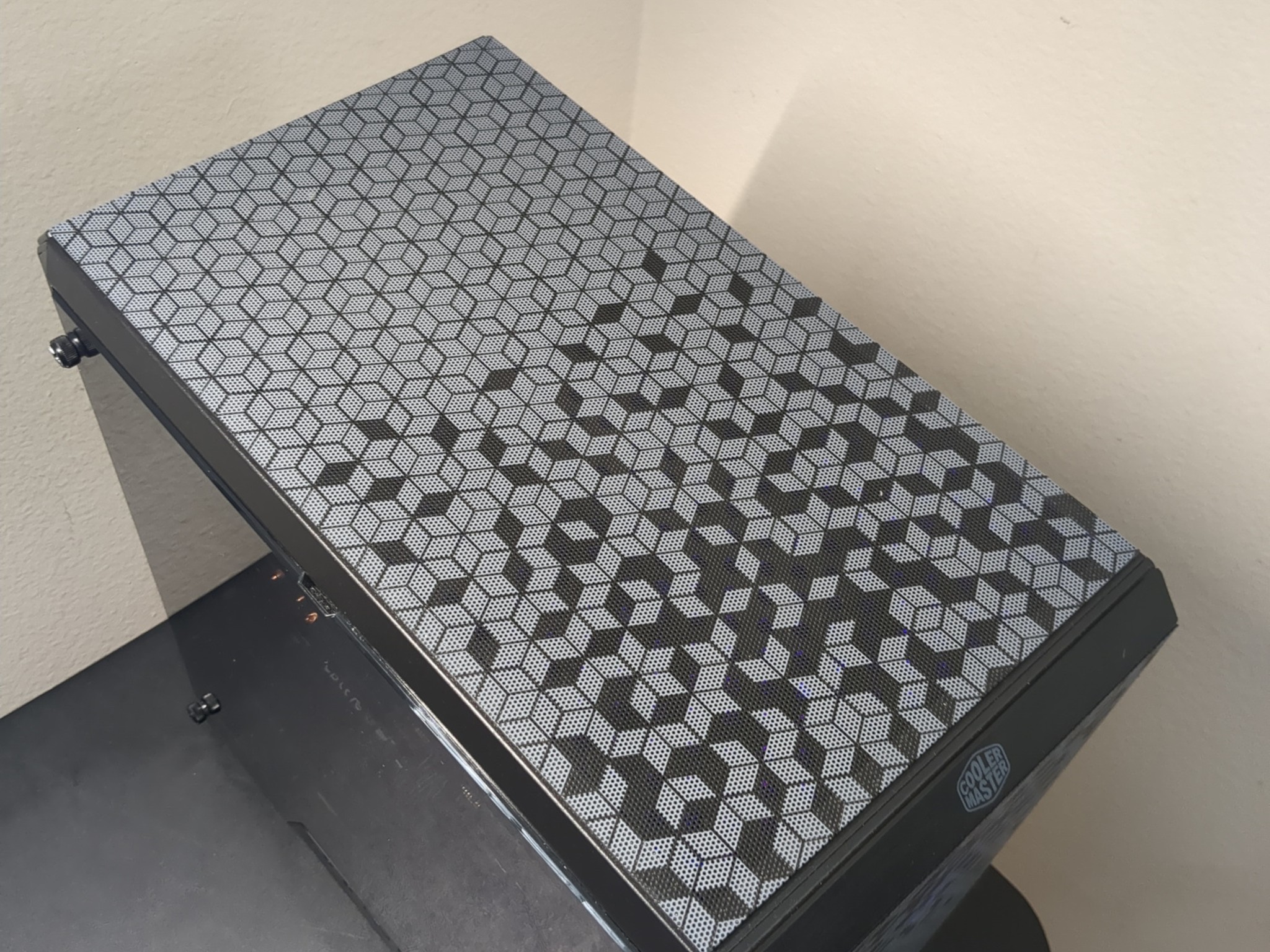 RX 5600 XT, Intel Xeon Gaming PC (16GB RAM, 1TB SSD, Win11 Pro)