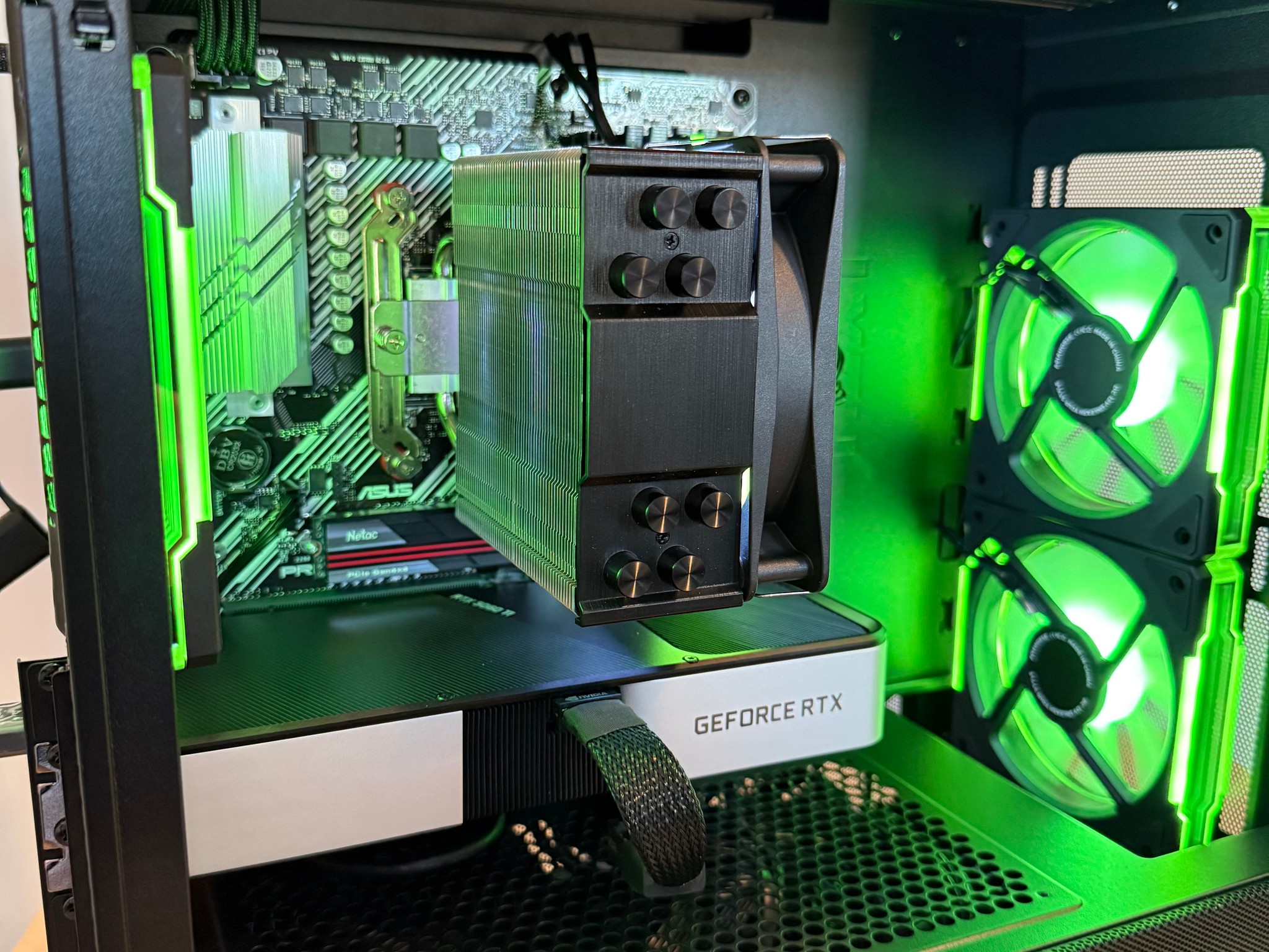 RTX 3060Ti Founders | Ryzen 5 5500 | 32Gb D4 | RGB