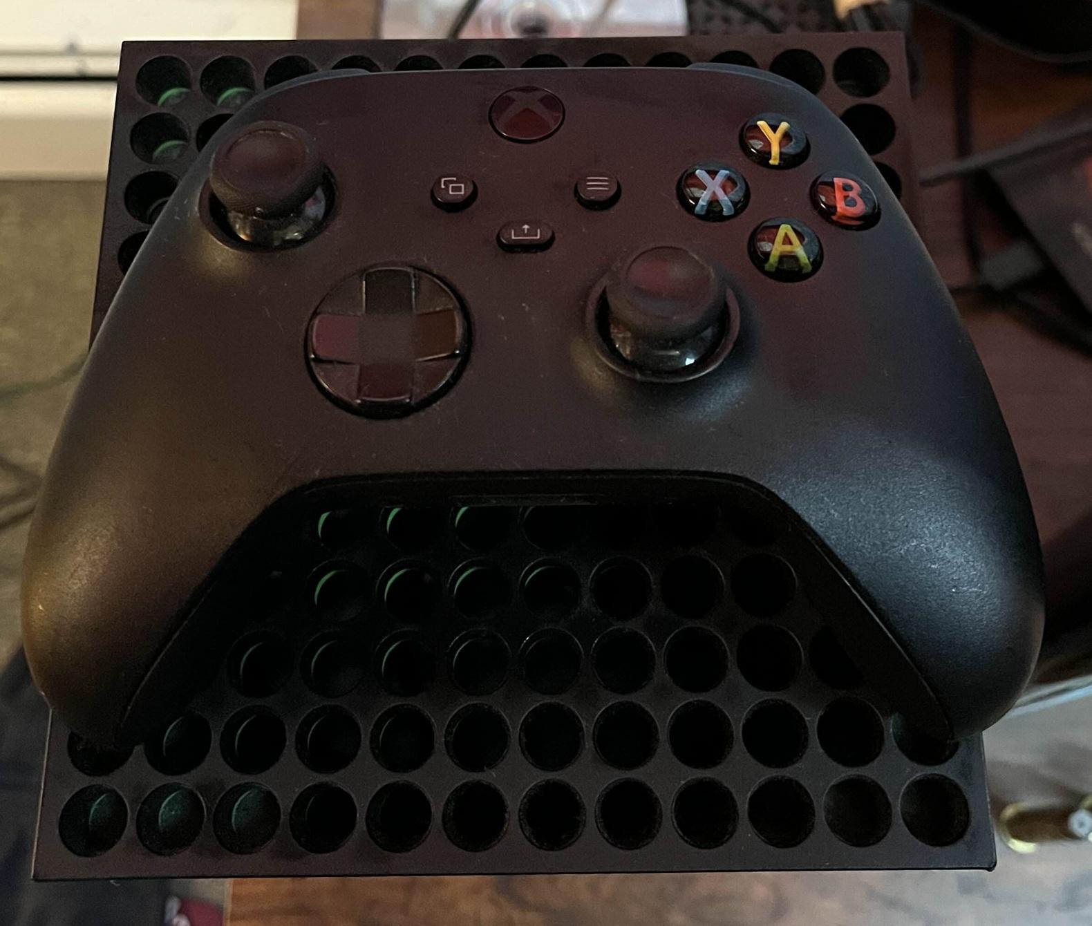 XBOX Series X - 1TB with Controller