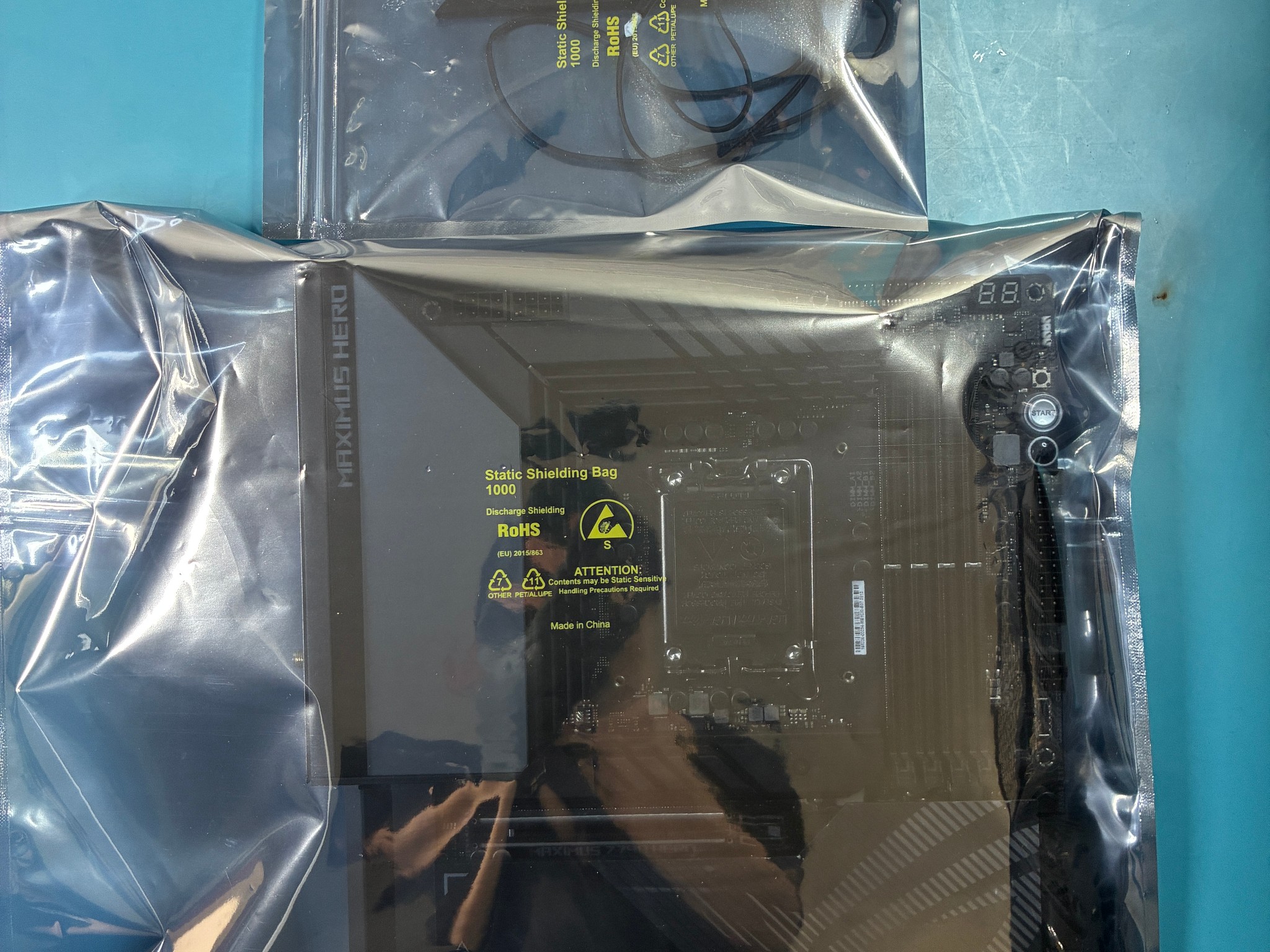 ASUS ROG Maximus Z790 Hero (Motherboard)