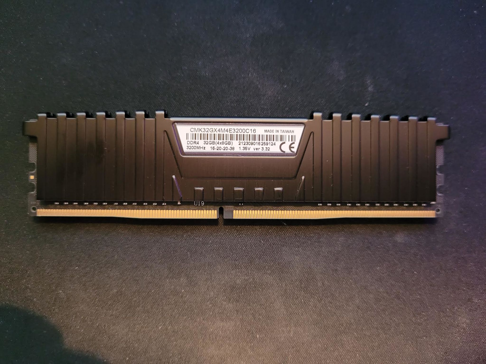 Corsair Vengeance LPX 16GB(8GB*2) 3200MHz CL16 DDR4 RAM