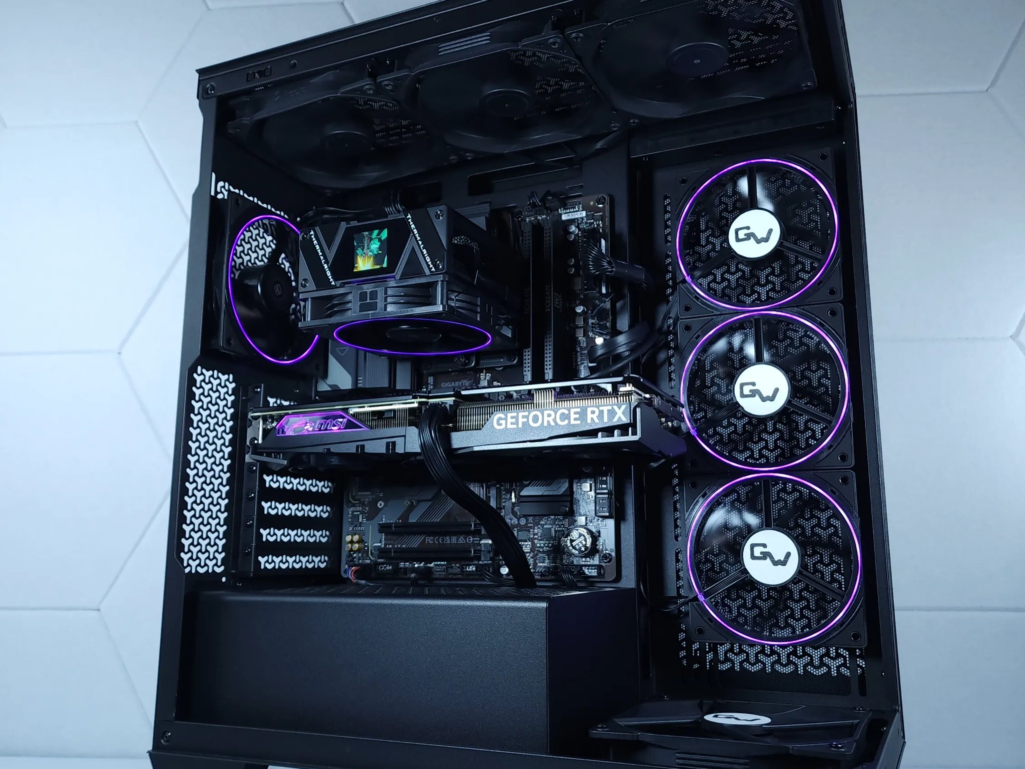 💜RTX 4070●Core i5 13600K●1440p Gaming Computer