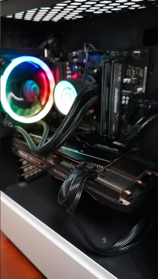 GAMING PC- RX 6700XT - RYZEN 7 3700X - 1TB M.2 SSD