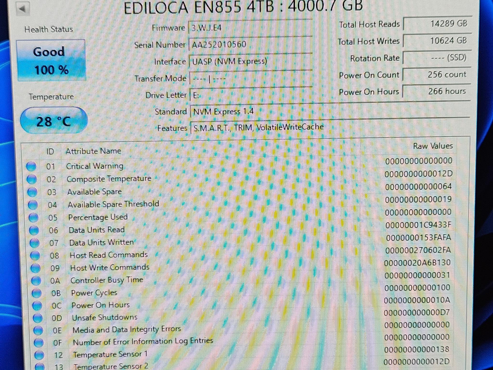 Ediloca EN 855 4TB SSD with DRAM Cache and Heatsink