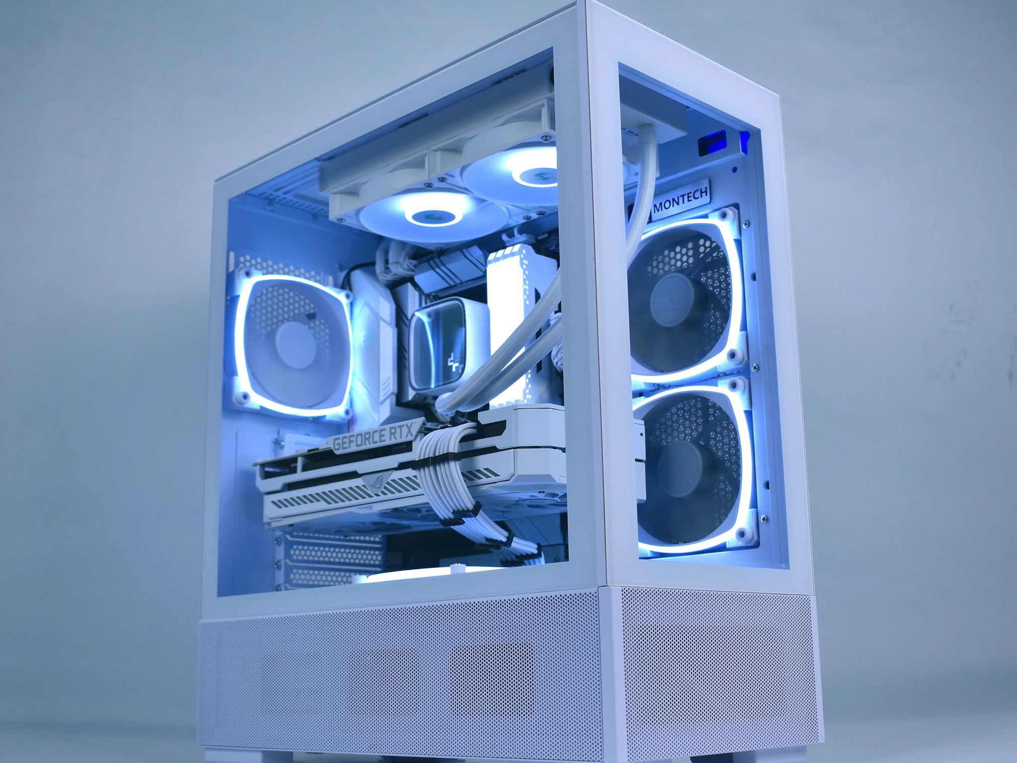 ❄️WHITE-OUT❄️ Custom Gaming/Streaming PC | NVIDIA RTX 3070, Ryzen 5600X, 32GB RAM, WiFi, 1TB NVME |