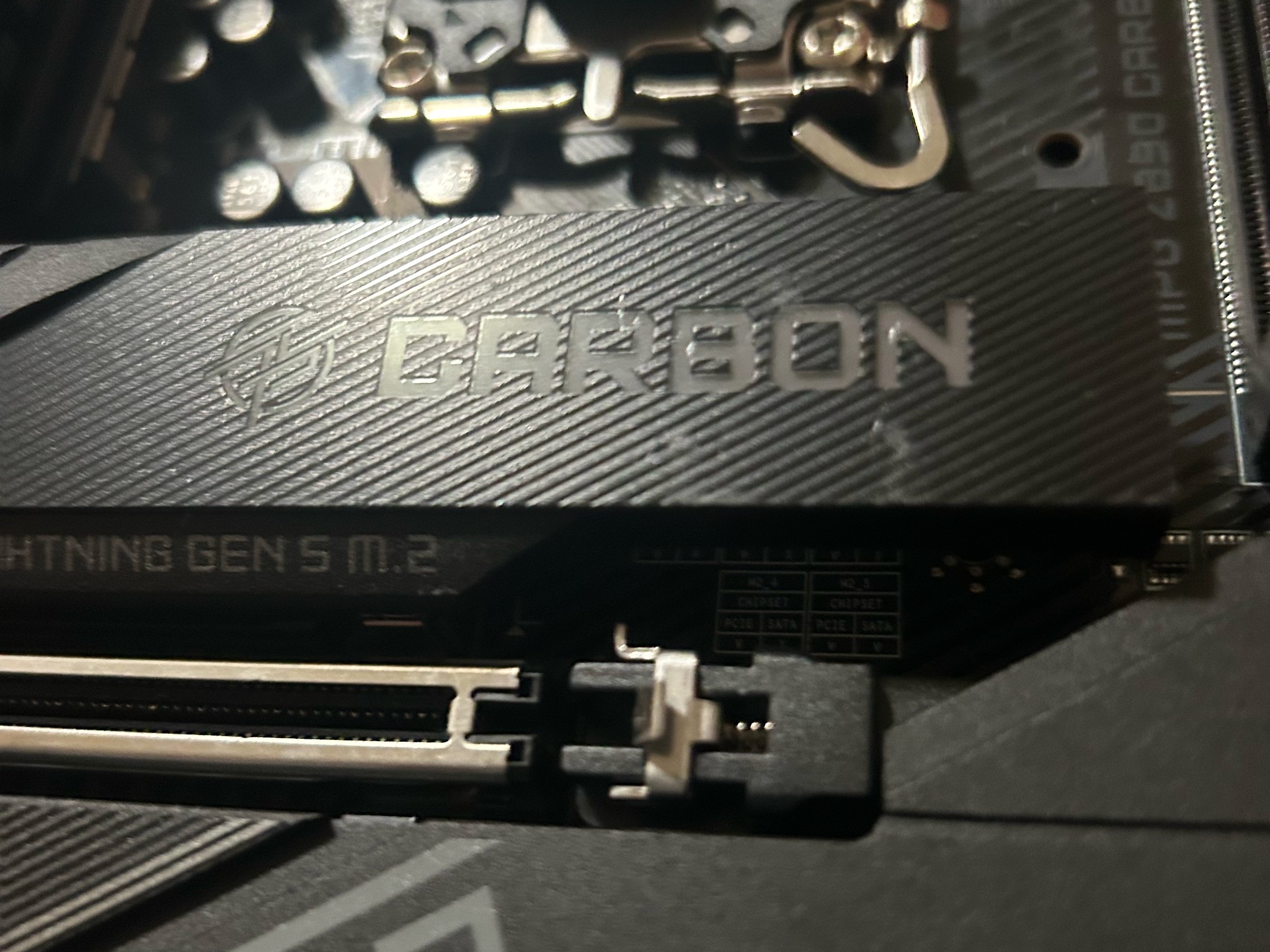 MSI MPG Z890 CARBON WIFI