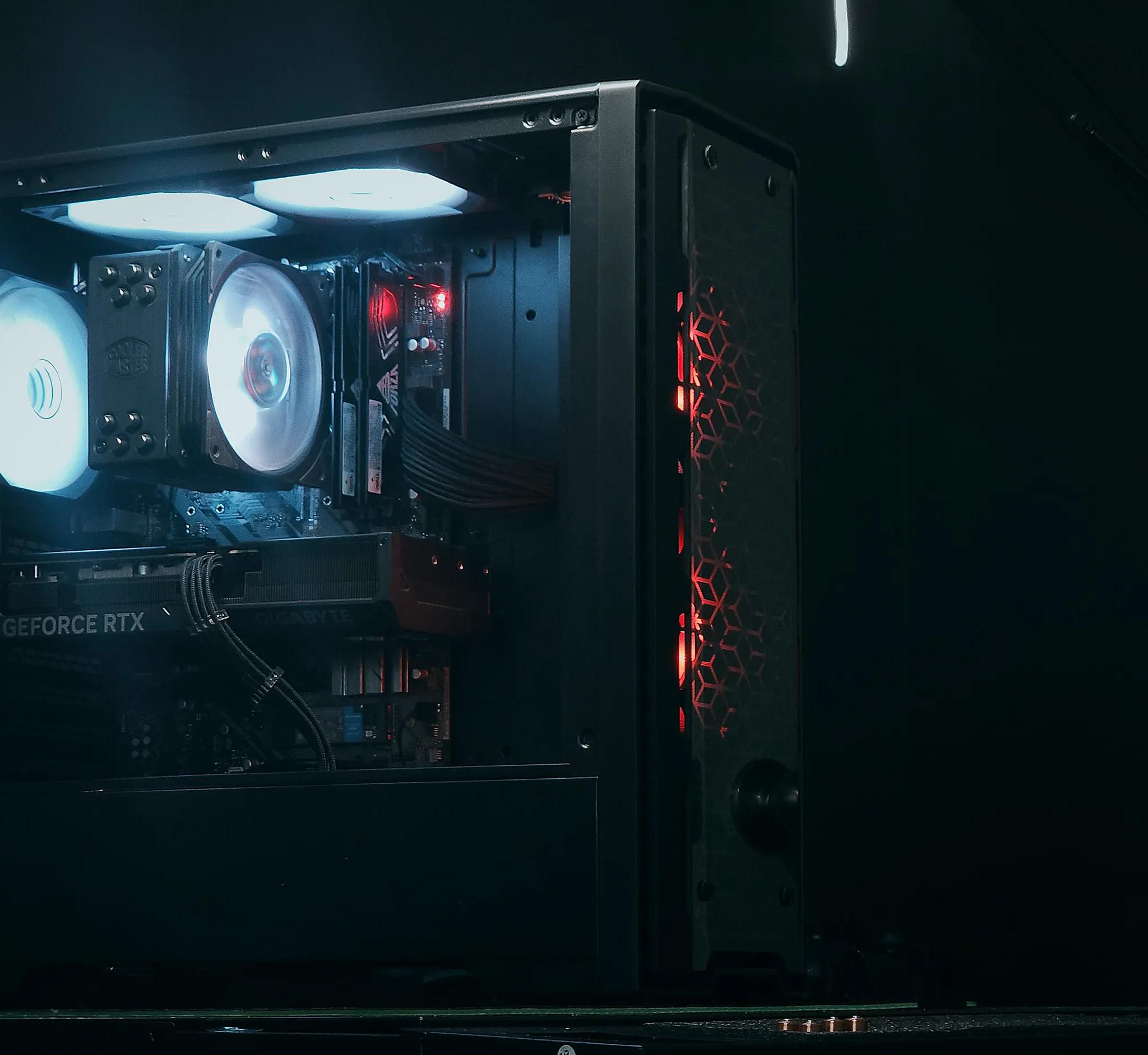 ♣️⚫️Phantom RTX 4070 / I7 10700 Gaming PC Computer