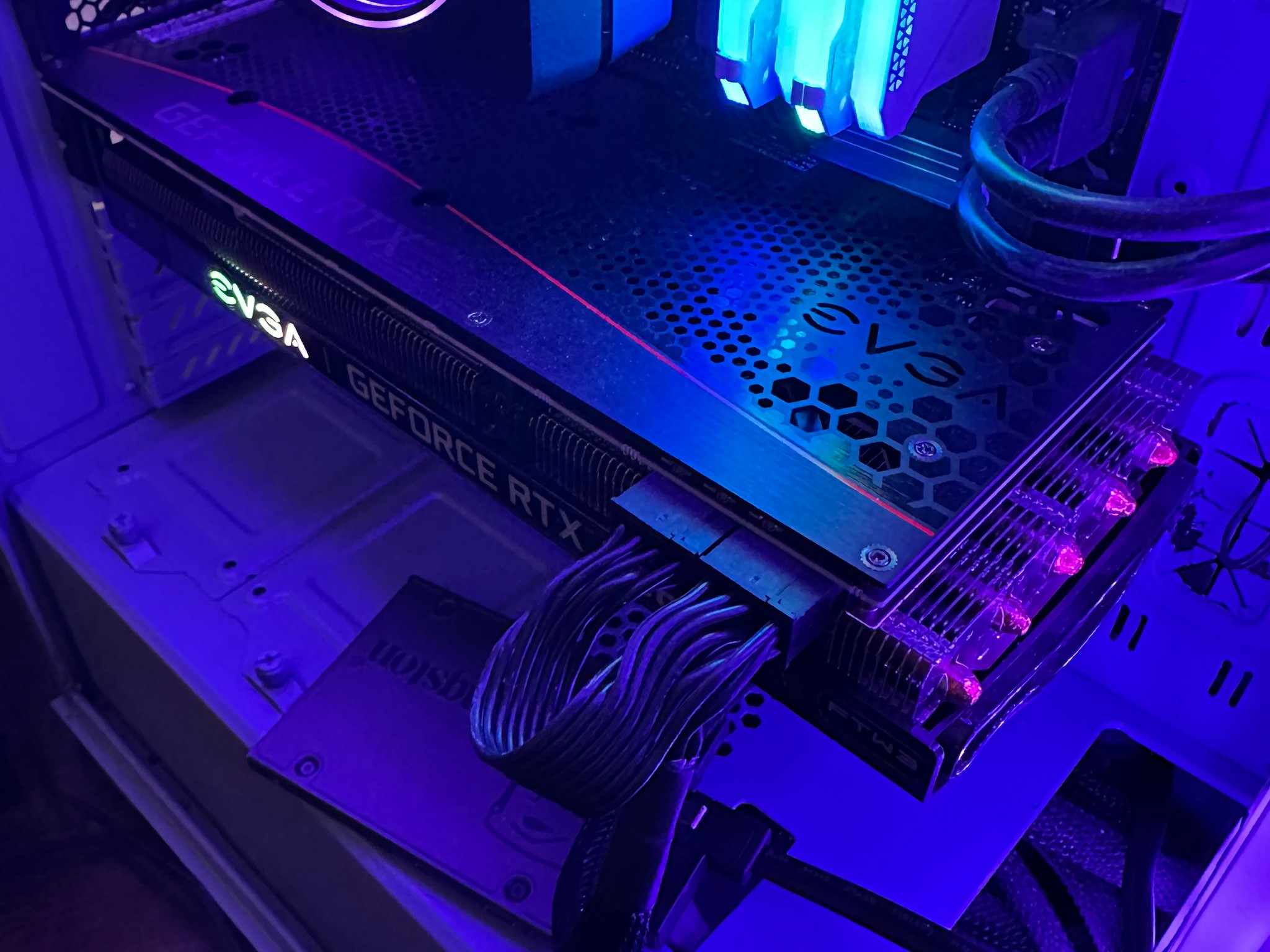 EVGA GeForce RTX 3060 Ti FTW3 ULTRA GAMING 8GB GDDR6 GPU (ORIGINAL BOX INCLUDED)