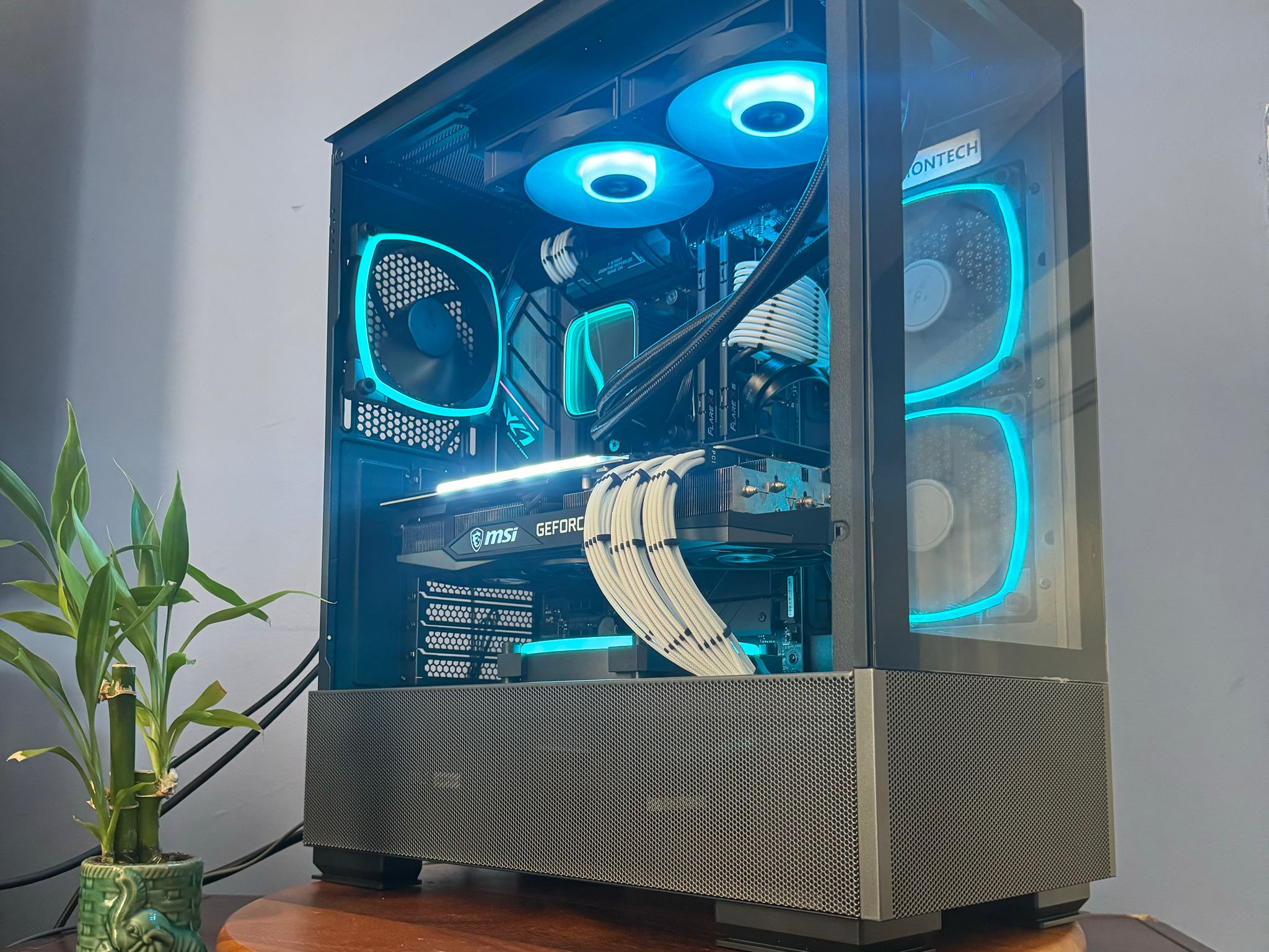 🐼 RTX 3080 | Ryzen 7 7700X | 32GB DDR5