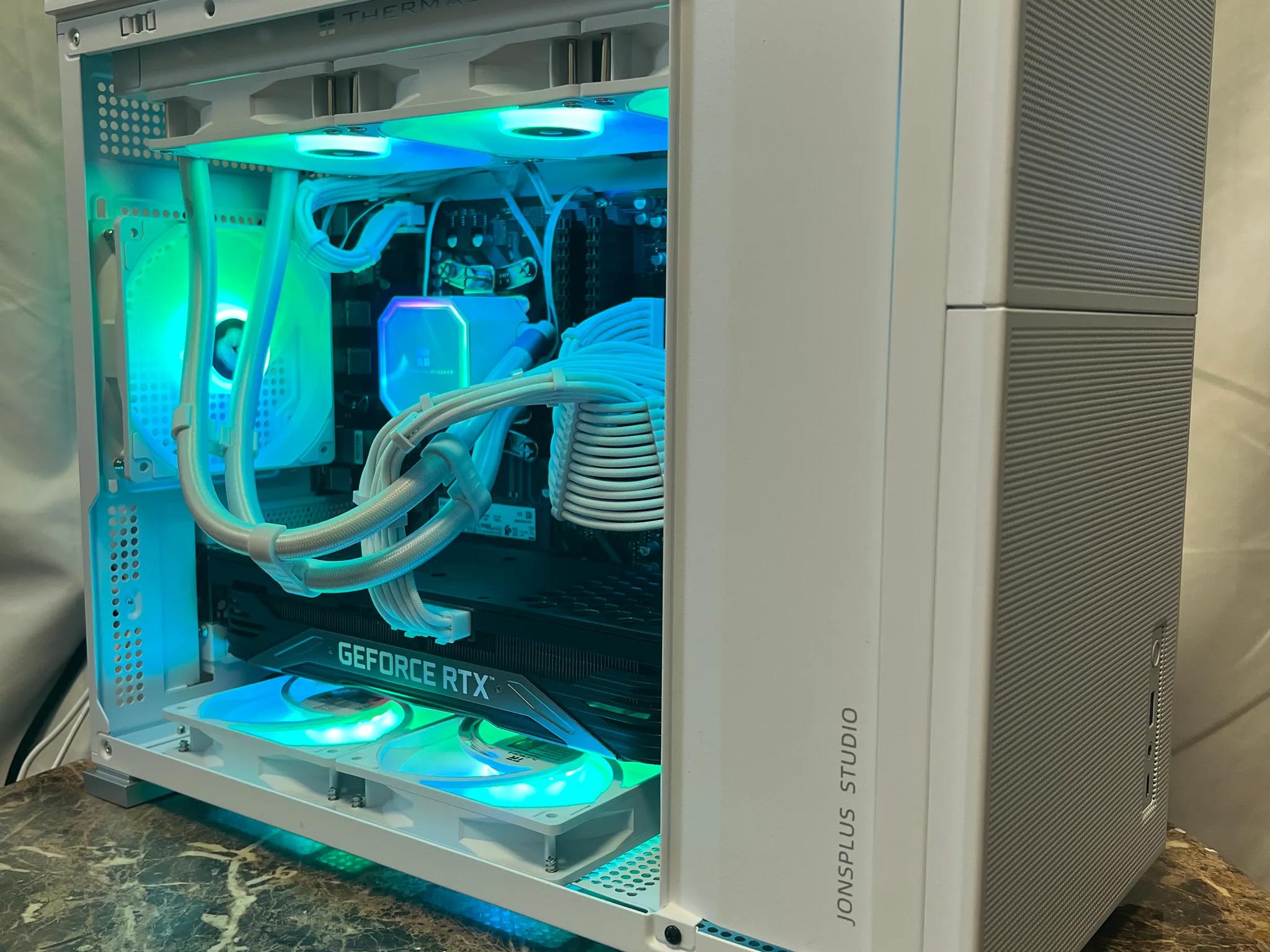 📦🤍 White Box 📦🤍 | RTX 3070 Mini Liquid Cooled PC | Ryzen 5 | 16GB RAM | 1TB Fast SSD