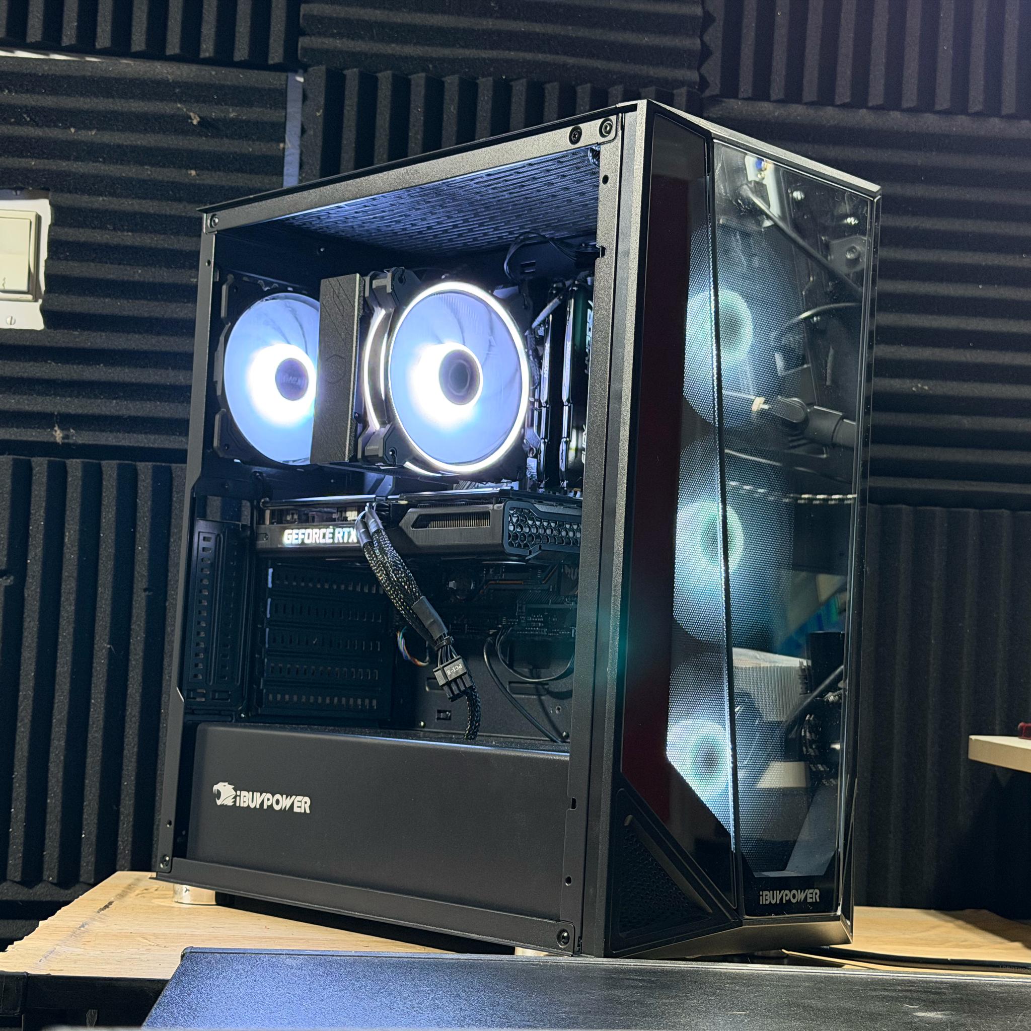 i5 10400F | RTX 3050 8GB | 16GB DDR4 | 240GB SSD + 1TB HDD