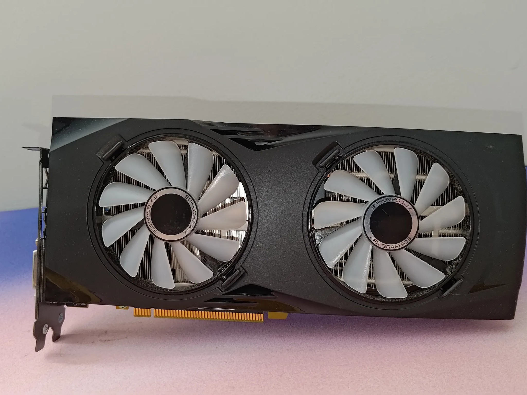 XFX RX 580 GTR Black Edition