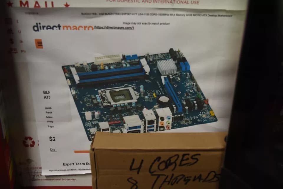 GAMING PC INTEL i7 3770 rx580 8 gb 24gb ram 500 WT PSU BUILT IN WIFI & BLUETOOH 512gbm.2 500gb HHd