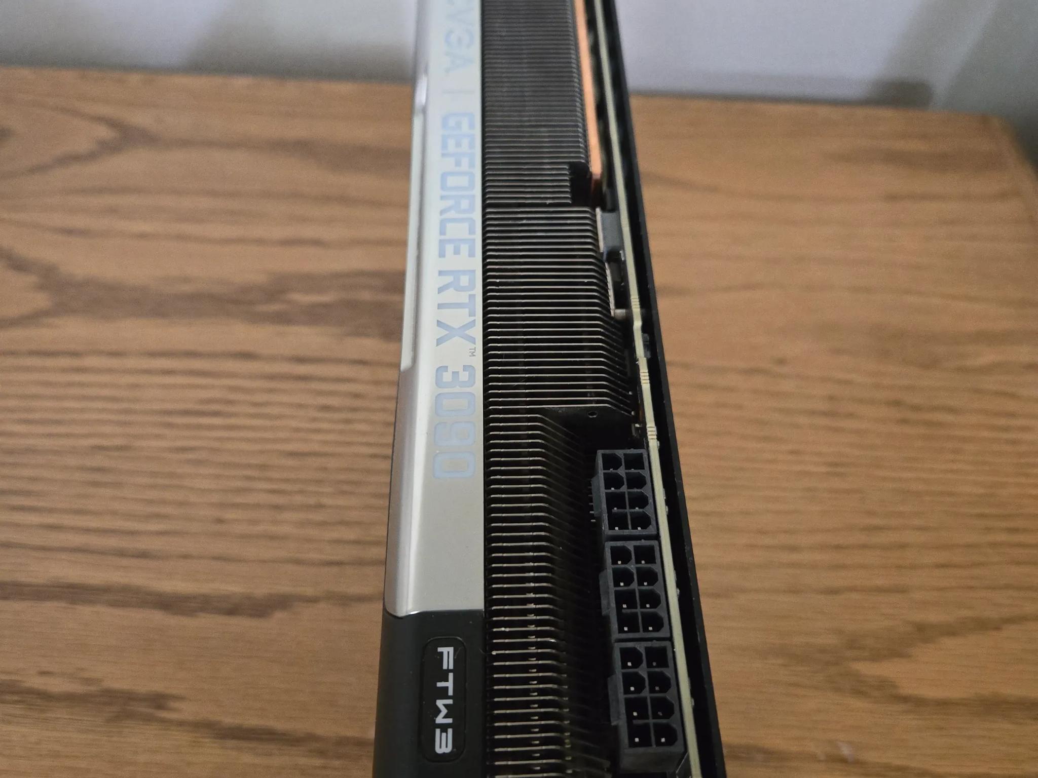 EVGA 3090 FTW3 ULTRA 24G RGB Used