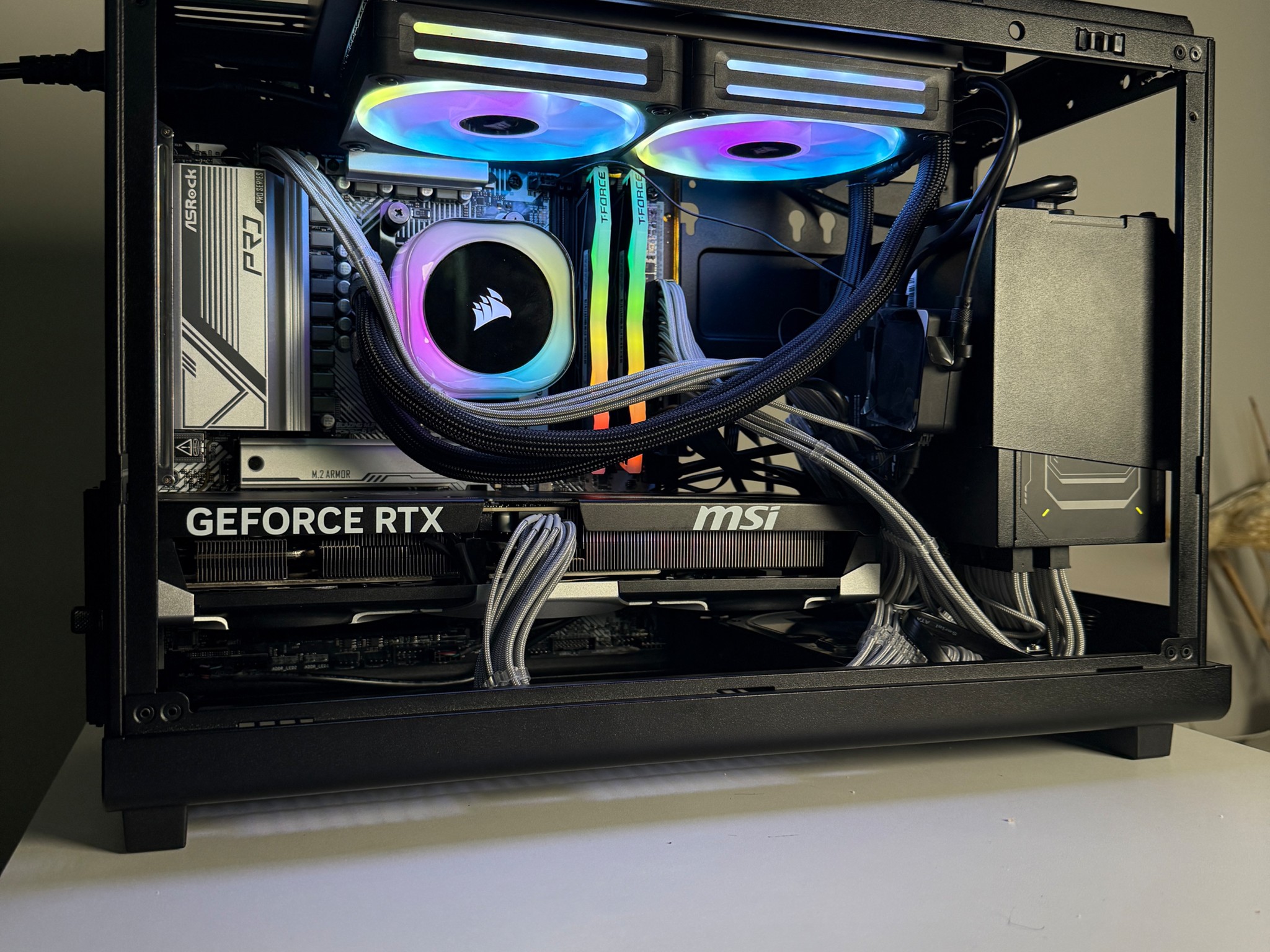 RTX 5070 Gaming PC – 32GB DDR5, 2TB NVMe,Liquid Cooled!
