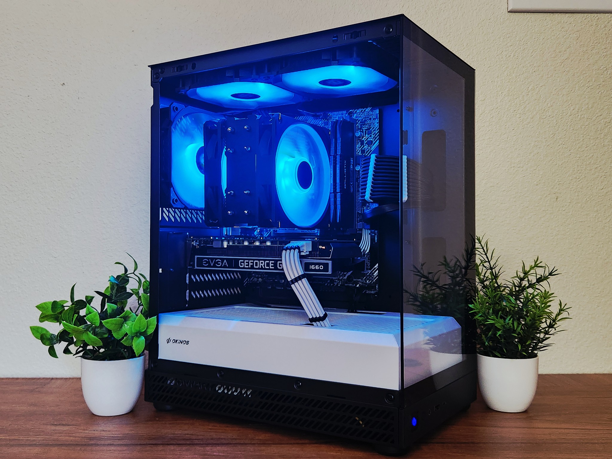 GTX 1660 | i5 - 10400 | 16GB DDR4 | 500GB NVMe / SSD | WINDOWS 11