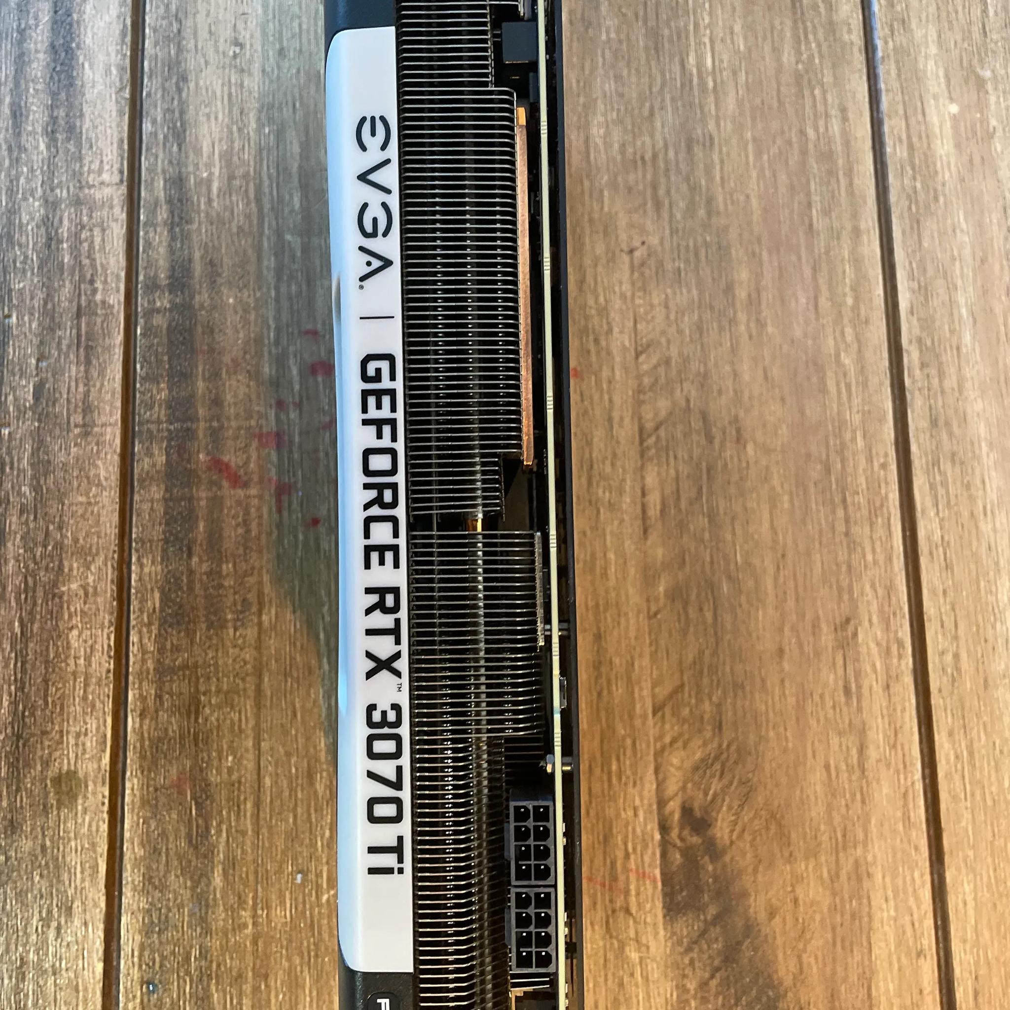 EVGA GeForce RTX 3070 Ti FTW3 Ultra