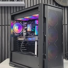 RTX 5070 Custom Gaming PC - Ryzen 7 7700X, 32GB RAM