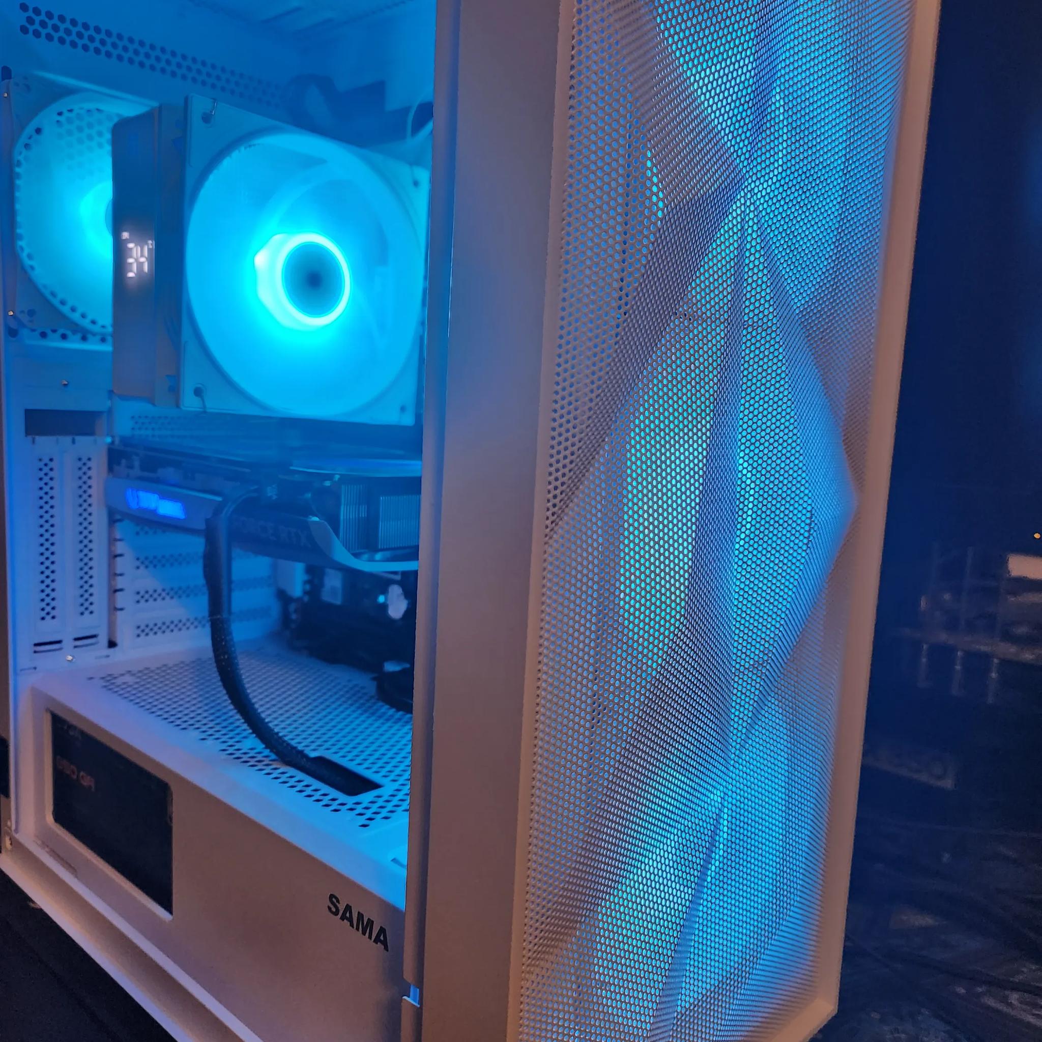 1440p WHITE 40 series Spiderman gaming pc featuring an RTX 4060 ti!