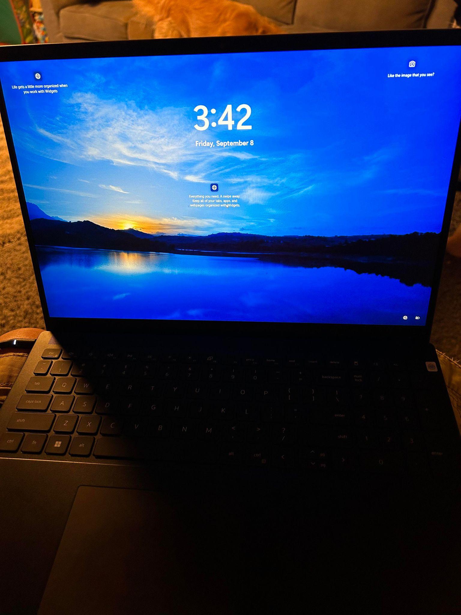 Like new UPGRADED Dell Vostro 7620