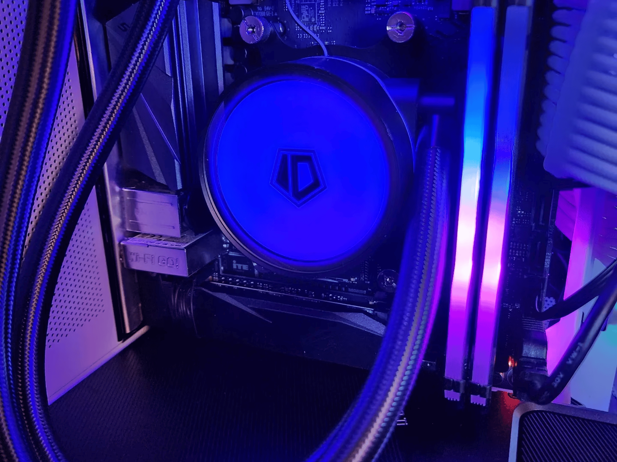 💙👾💙 Nvidia GeForce RTX 3060 Ti // AMD Ryzen 5 5600G // Corsair Vengeance 16GB 3200MHz