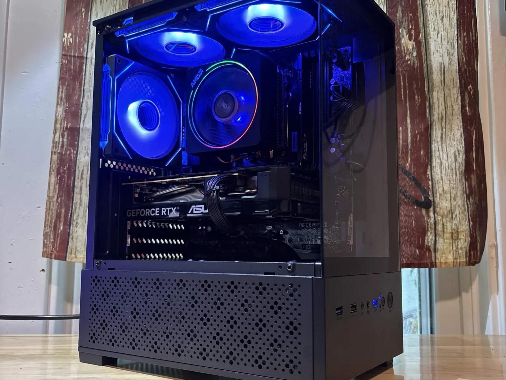 BLACK CAT SHADOWCLAW MINI GAMING PC Ryzen 5 7500X3D • RTX 5060 • 16GB DDR5 • 1TB NVMe