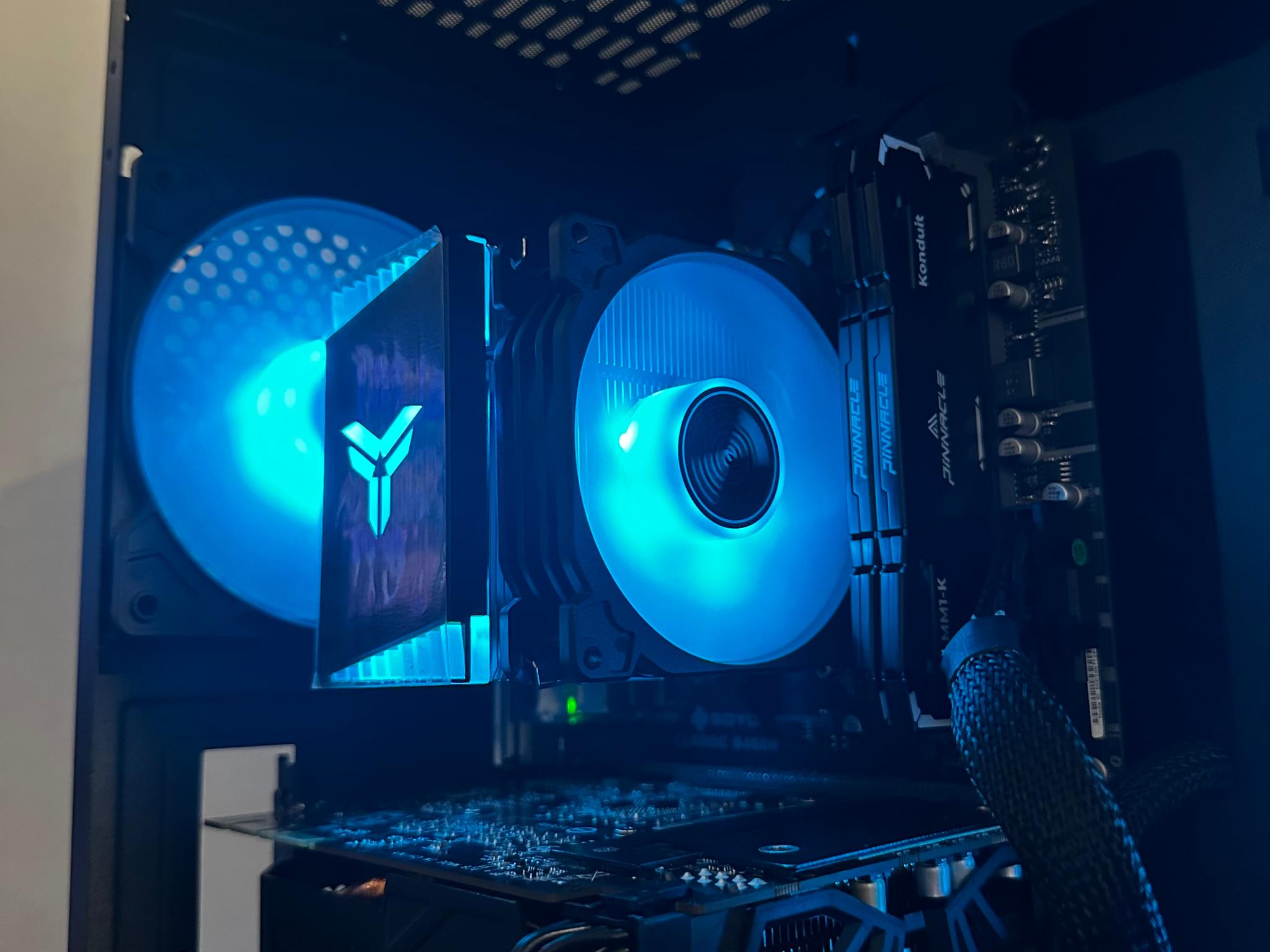 Gaming pc (Ryzen 5 + GTX 1070 + 16GB RAM)