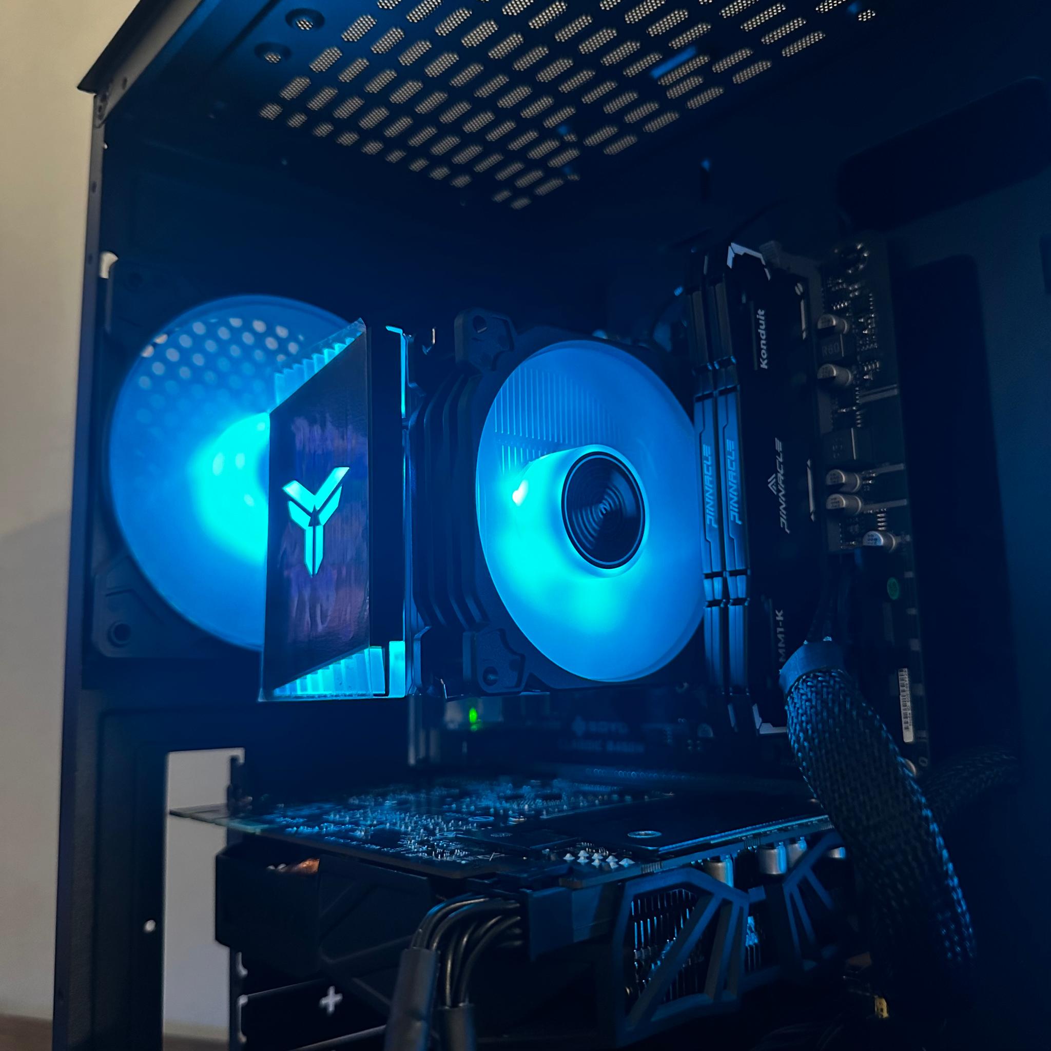 Gaming pc (Ryzen 5 + GTX 1070 + 16GB RAM)
