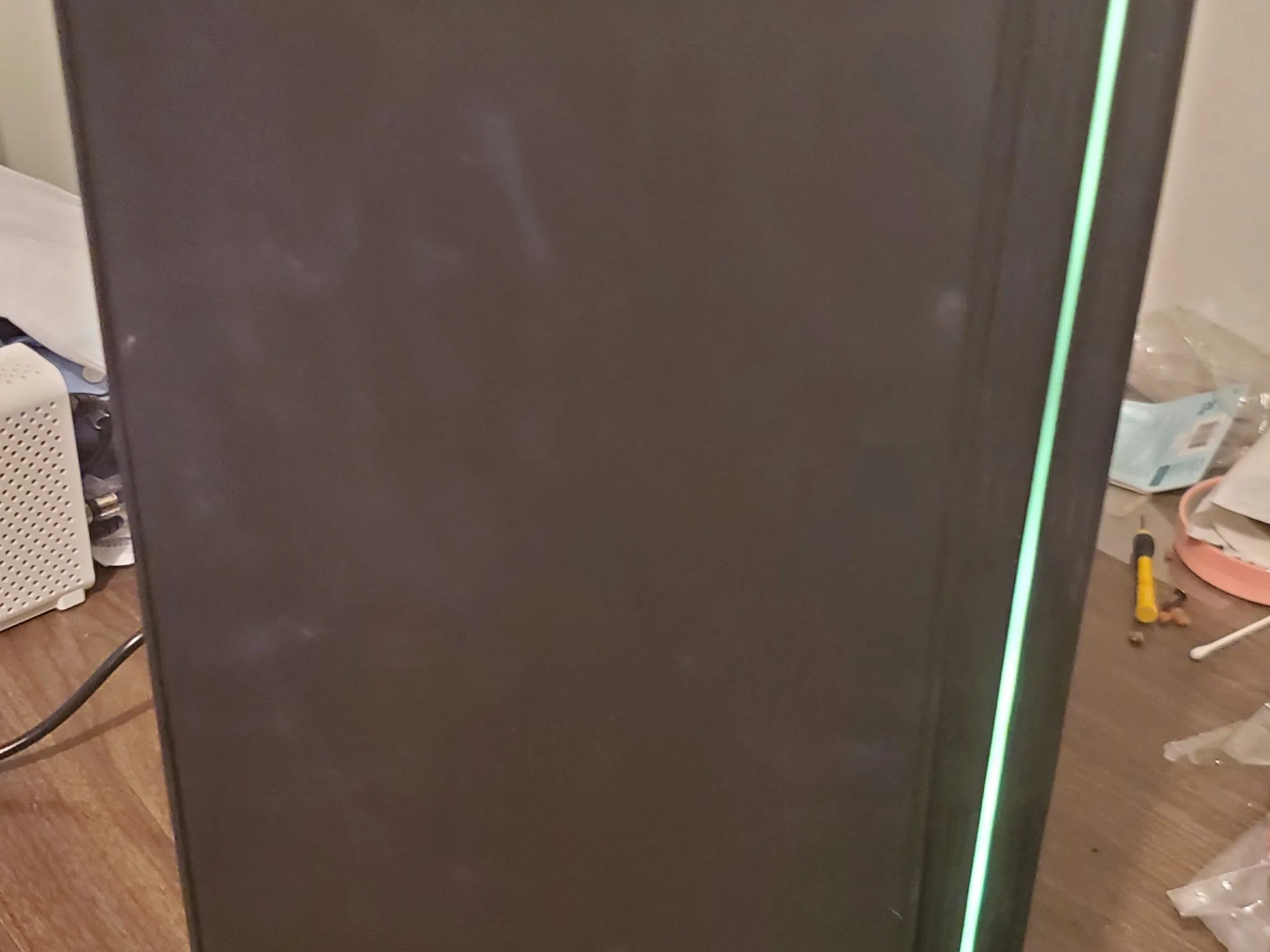 High End Gaming PC (i5-9600KF + Radeon RX Vega 56) SPECS AND BENCHMARKS IN DESCRIPTION! 