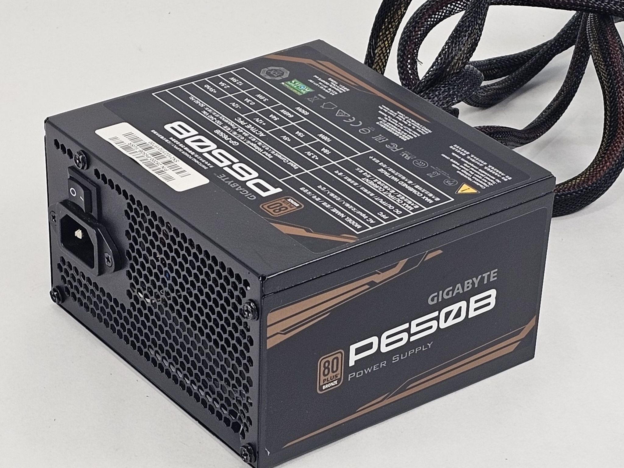 650 Watt PSU Gigabyte P650B Power Supply