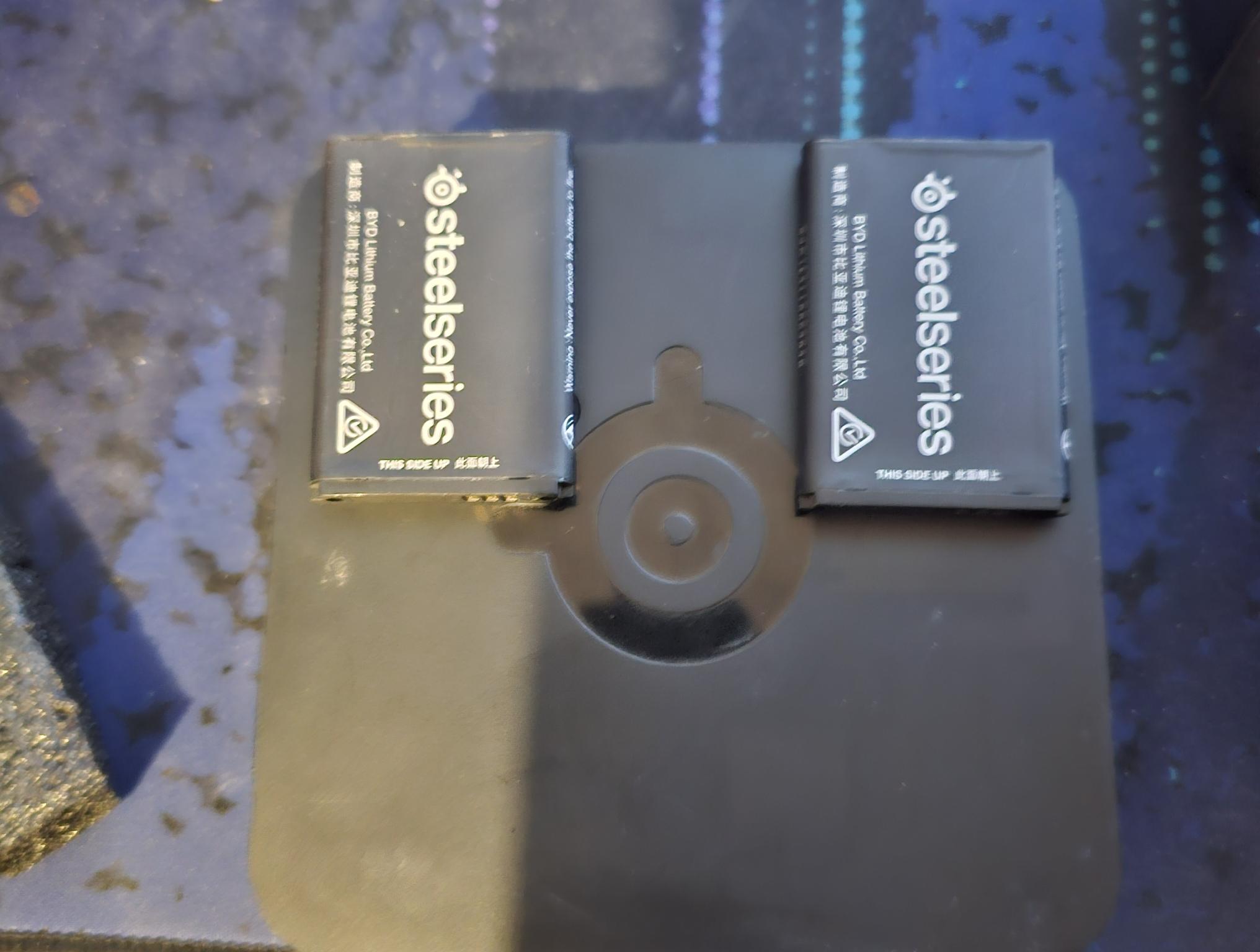 Arctis Pro Wireless + base