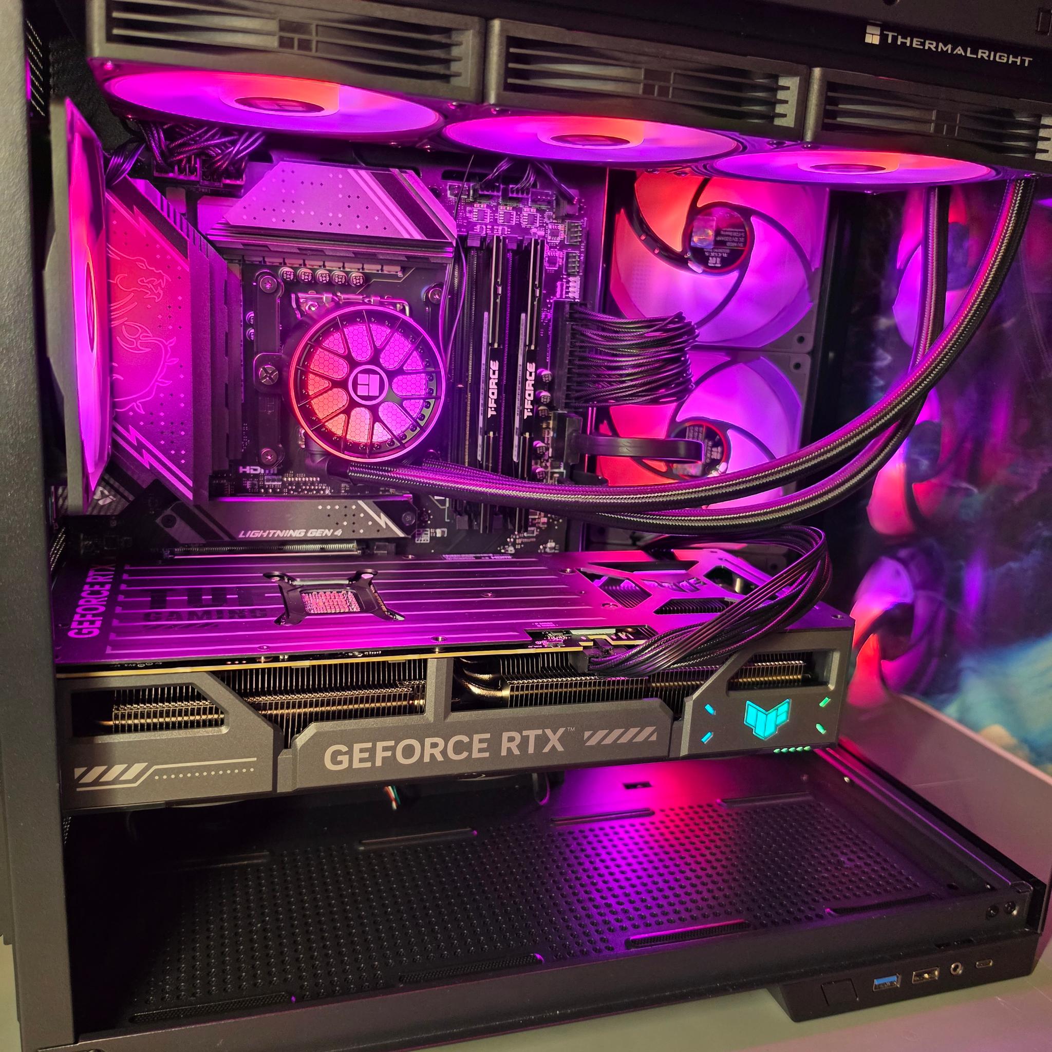 ASUS RTX 5070 12gb + Intel Core i7 14700f