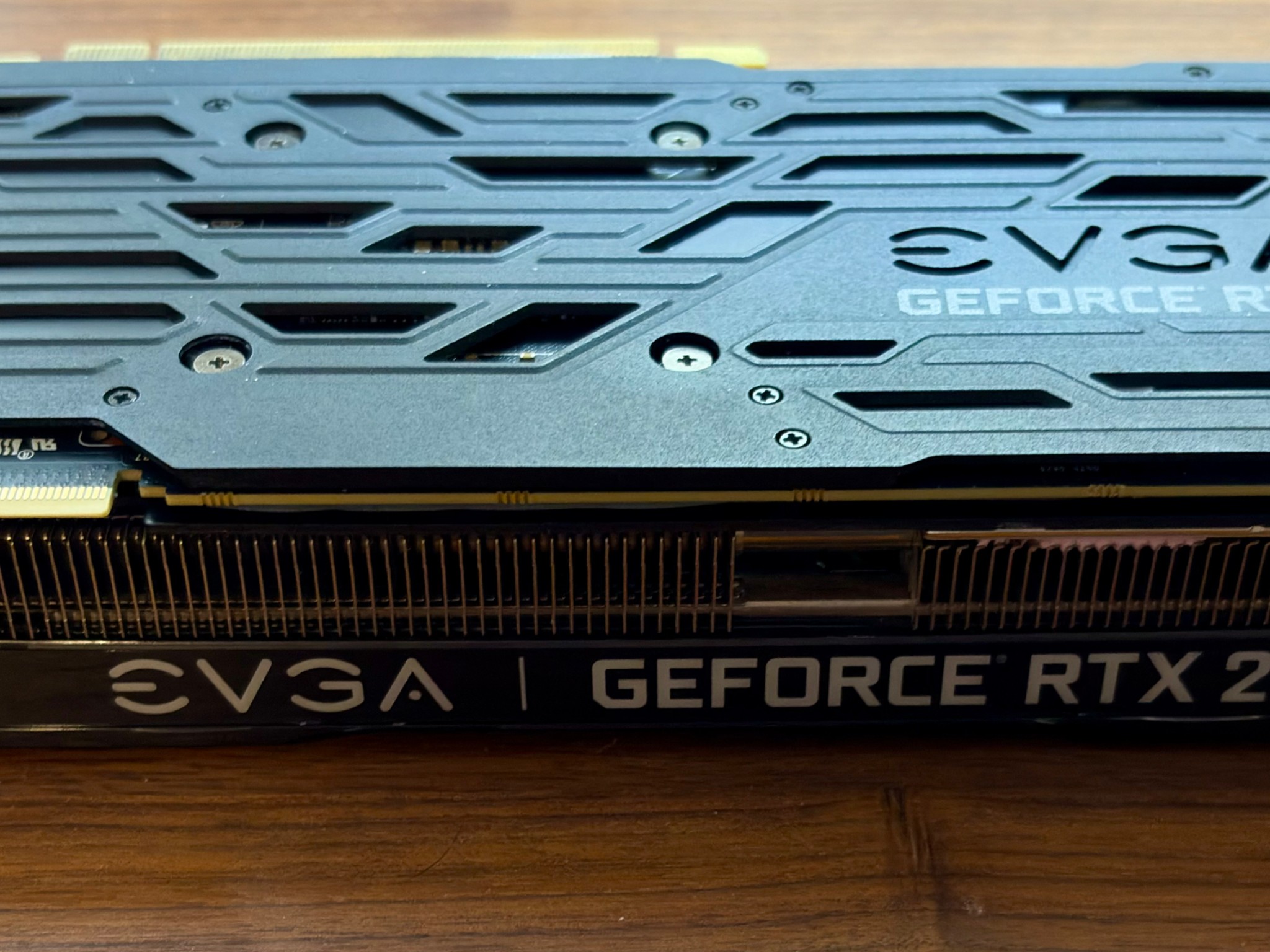 EVGA GeForce RTX 2080 Ti Black Edition Gaming 11GB GDDR6 (11G-P4-2281-KR)